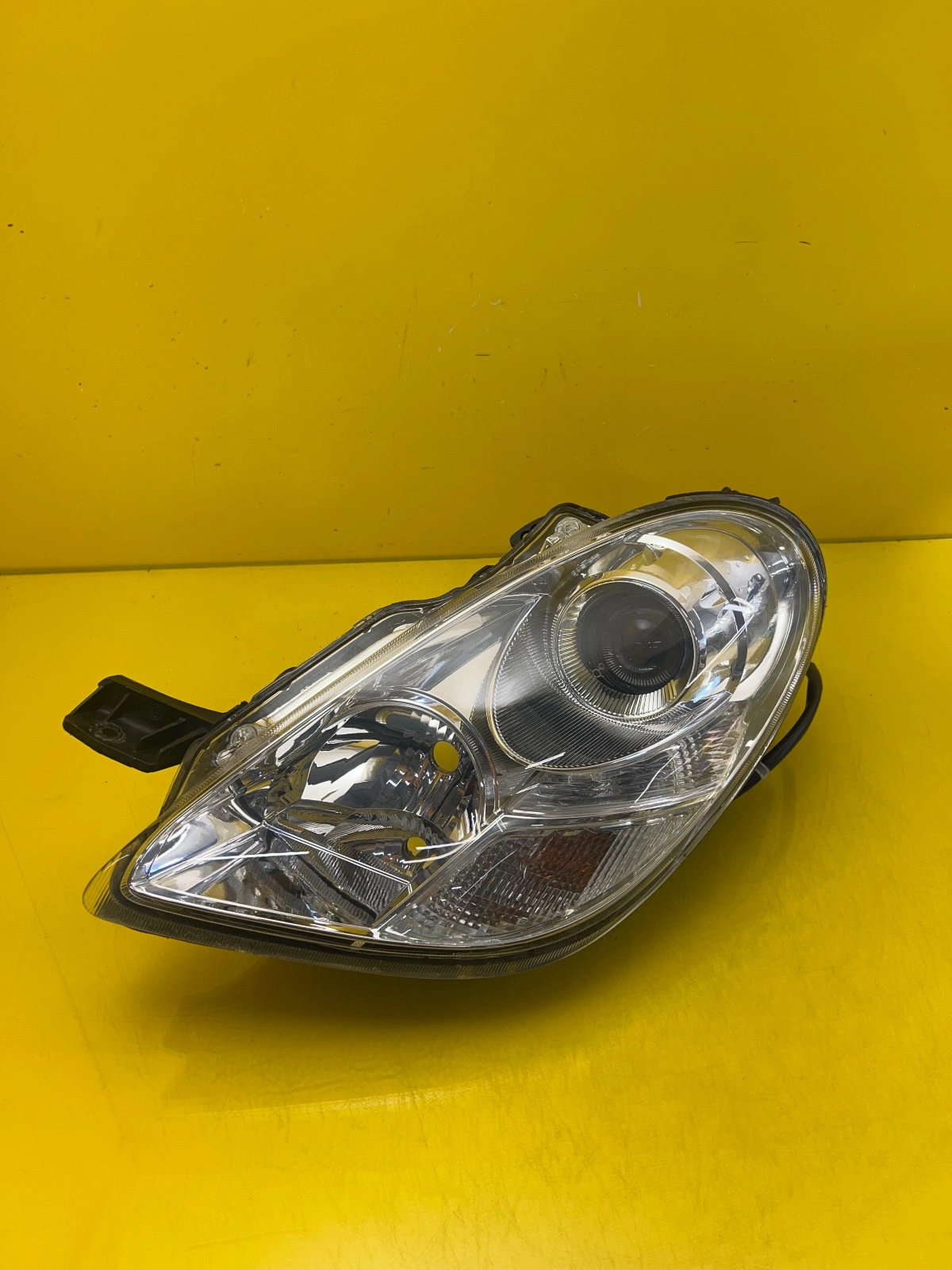 Reflektor Lampa Lewa Pzrednia Mitsubishi I-MIEV Soczewka 2009- Autolamps Reflektor Lampa Lewa Pzrednia Mitsubishi I-MIEV Soczewka 2009-
