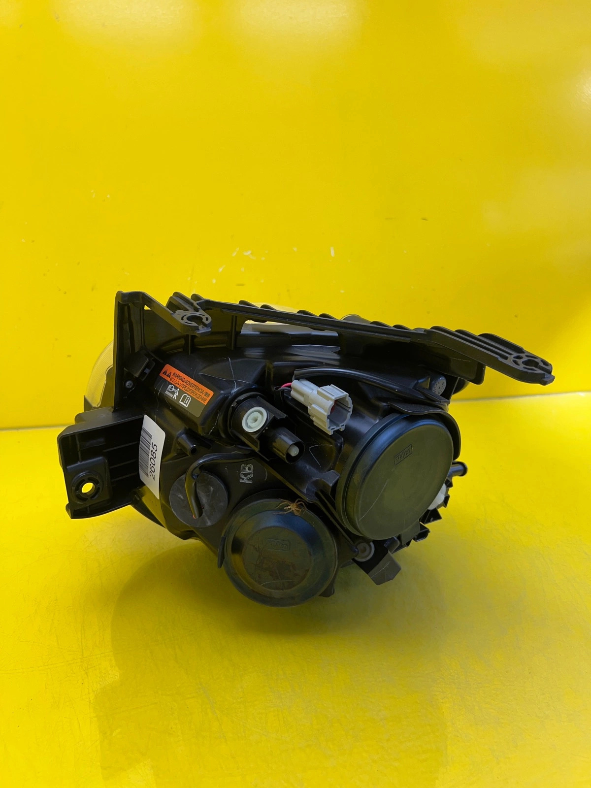 Reflektor Lampa Prawa Przednia Nissan Juke Xenon Lift 14- Autolamps 3 Reflektor Lampa Prawa Przednia Nissan Juke Xenon Lift 14-