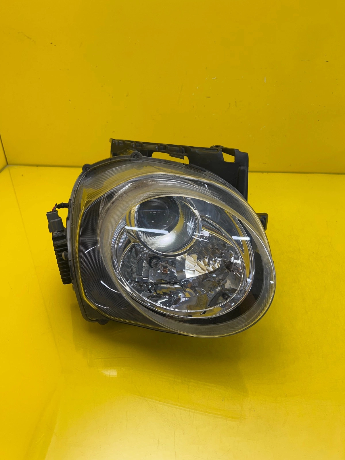Reflektor Lampa Prawa Przednia Nissan Juke Xenon Lift 14- Autolamps Reflektor Lampa Prawa Przednia Nissan Juke Xenon Lift 14-