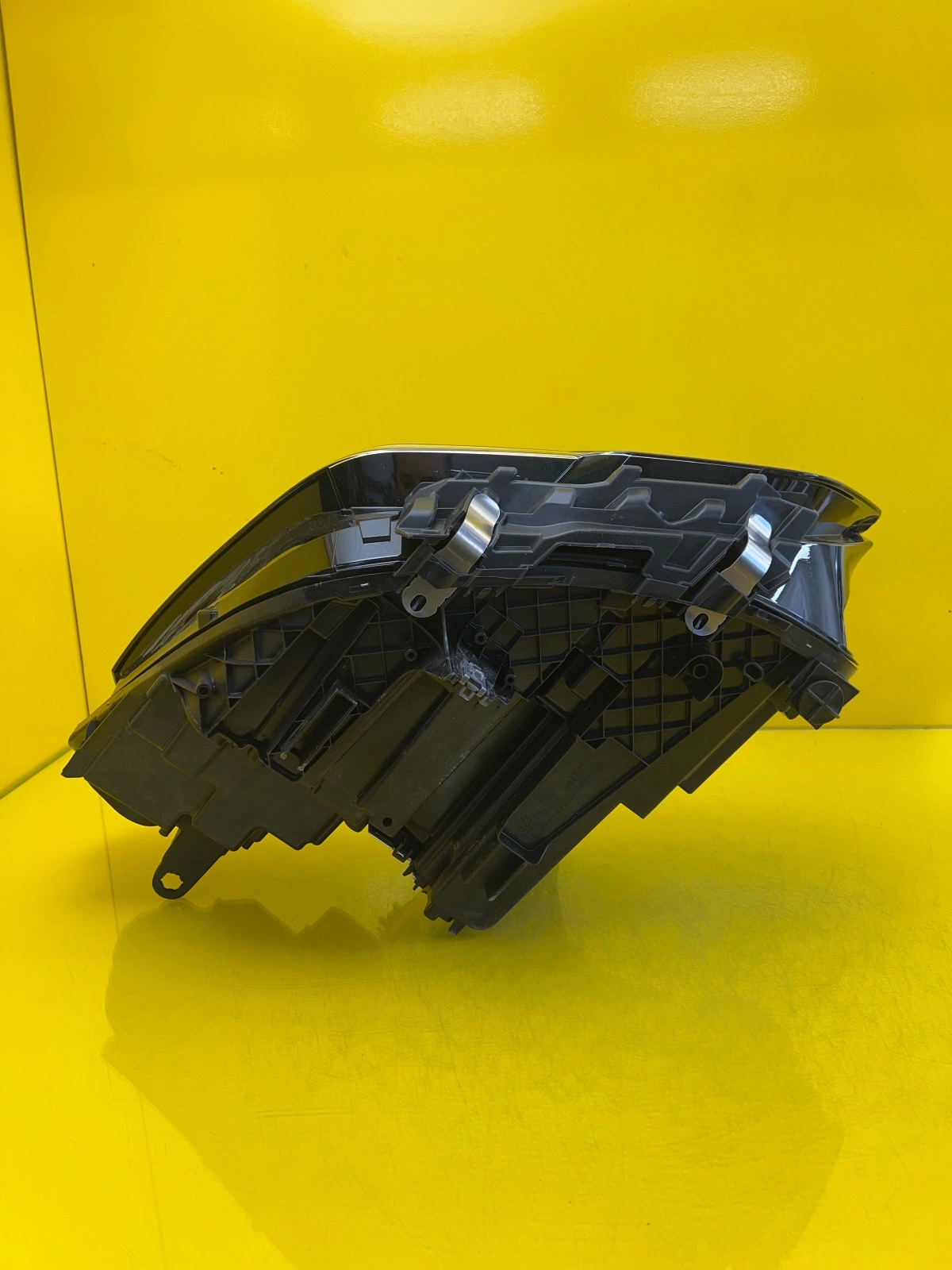 Reflektor Lampa Prawa BMW X2 U10 Full Led 5A77EC6-05 Autolamps 6 Reflektor Lampa Prawa BMW X2 U10 Full Led 5A77EC6-05