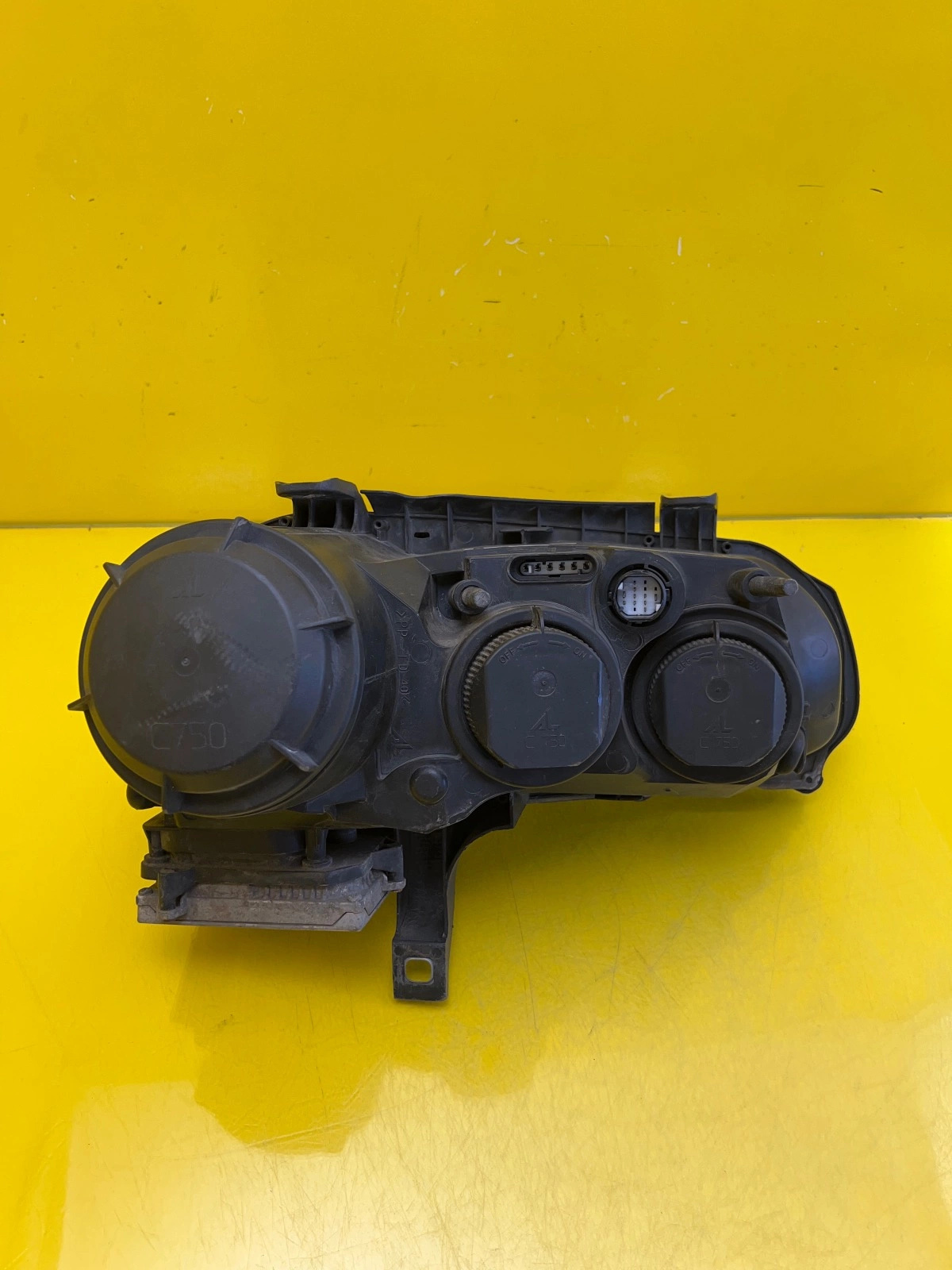 Reflektor Lampa Lewa Alfa Romeo 159 Xenon 60683988 Autolamps 4 Reflektor Lampa Lewa Alfa Romeo 159 Xenon 60683988