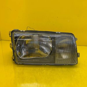 Reflektor Lampa Prawa Mercedes W126 79-91 A1268209361 Autolamps Reflektor Lampa Prawa Mercedes W126 79-91 A1268209361