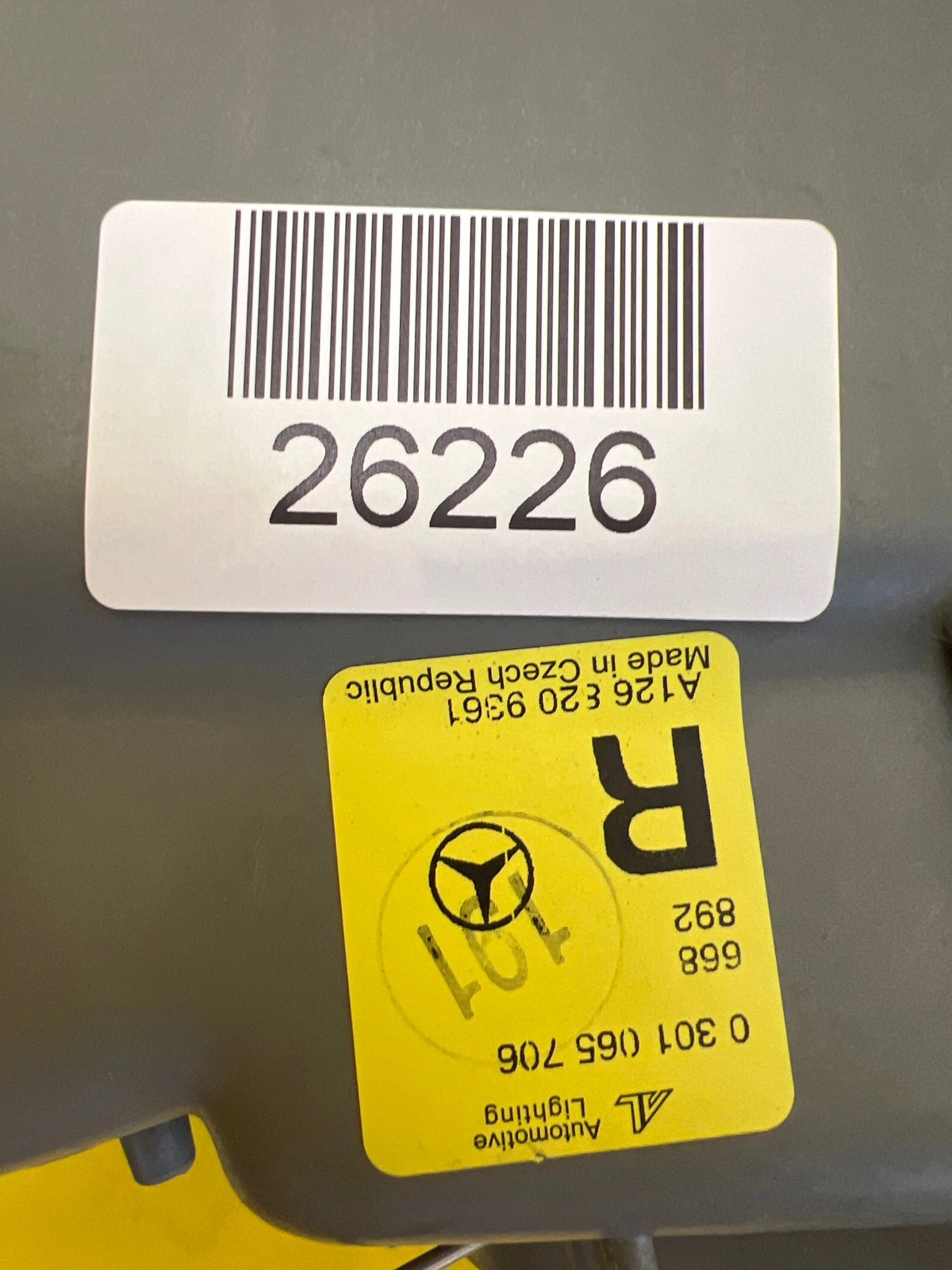 Reflektor Lampa Prawa Mercedes W126 79-91 A1268209361 Autolamps 3 Reflektor Lampa Prawa Mercedes W126 79-91 A1268209361