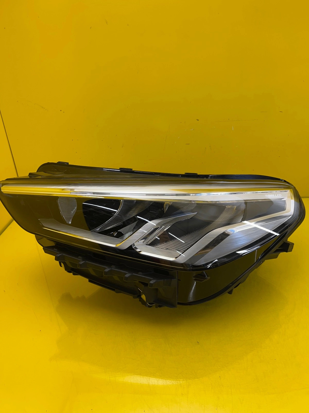 Reflektor Lampa Lewa Przednia BMW X1 U11 LED 5A5BD45-02 Autolamps Reflektor Lampa Lewa Przednia BMW X1 U11 LED 5A5BD45-02