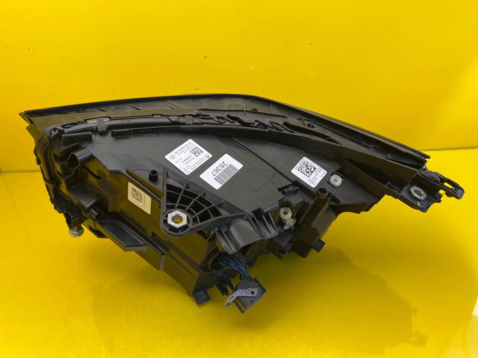 Reflektor Lampa Prawa BMW 5 G60 G61 23-25 Full Led Black Shadow 5A798D8-08 Autolamps 3 Reflektor Lampa Prawa BMW 5 G60 G61 23-25 Full Led Black Shadow 5A798D8-08