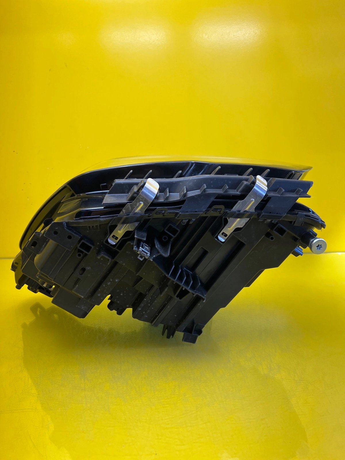 Reflektor Lampa Prawa BMW 5 G60 G61 23-25 Full Led Black Shadow 5A798D8-08 Autolamps 5 Reflektor Lampa Prawa BMW 5 G60 G61 23-25 Full Led Black Shadow 5A798D8-08