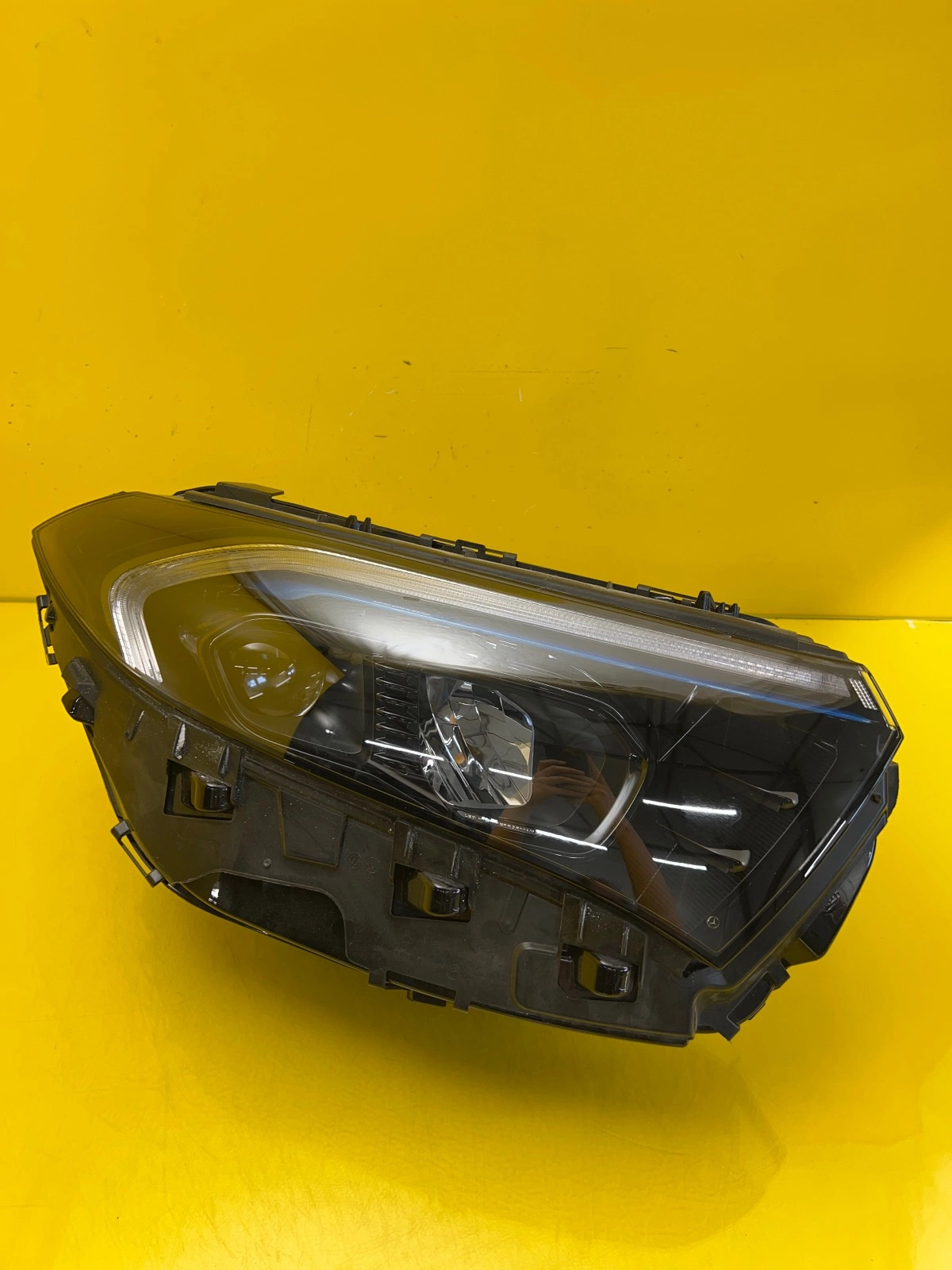 Reflektor Lampa Prawa Mercedes EQB EQA W243 Full Led A2439069000 Autolamps Reflektor Lampa Prawa Mercedes EQB EQA W243 Full Led A2439069000