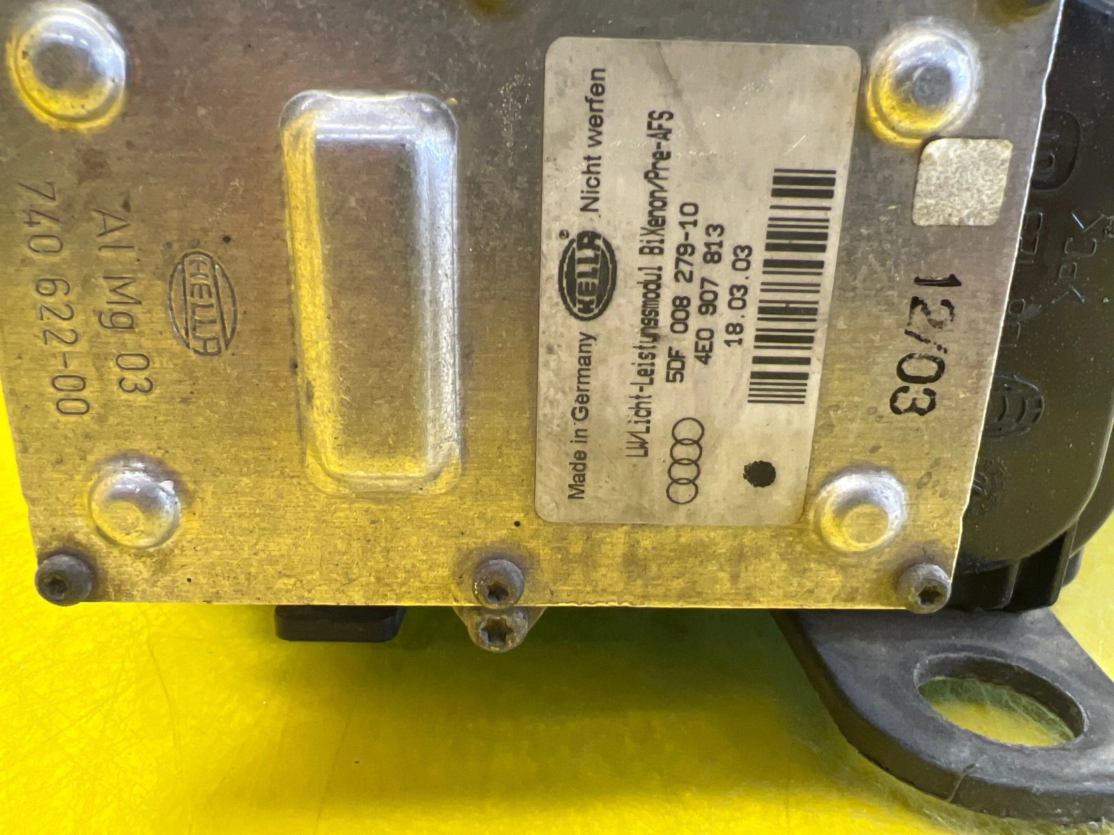 Reflektor Lampa Lewa Audi A8 D3 Bi-Xenon Lift H7 4E0941003 nieskrętna Autolamps 3 Reflektor Lampa Lewa Audi A8 D3 Bi-Xenon Lift H7 4E0941003 nieskrętna