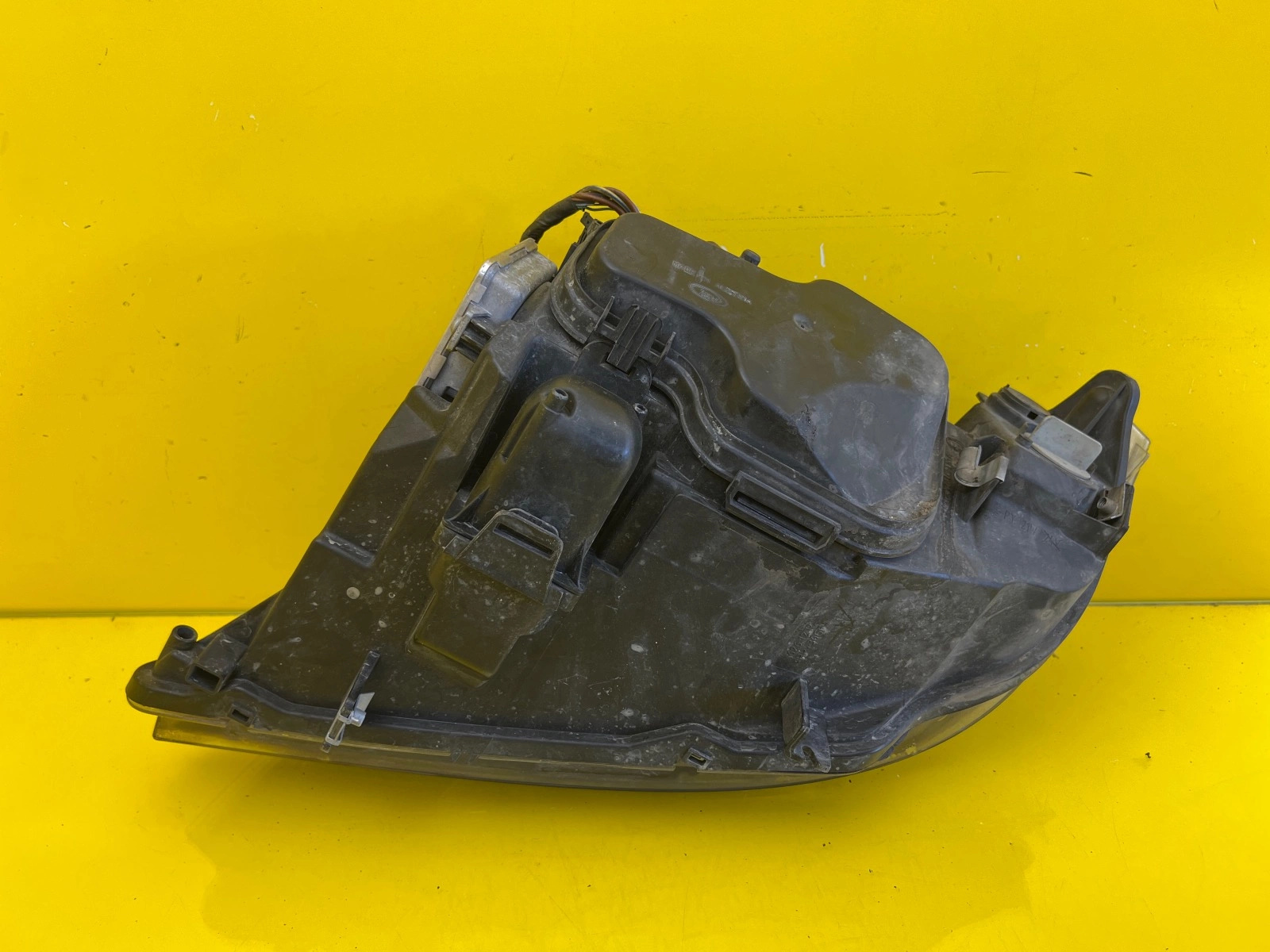 Reflektor Lampa prawa BMW 3 E90 E91 04-08 Bi Xenon 6942738.9 Autolamps 6 Reflektor Lampa prawa BMW 3 E90 E91 04-08 Bi Xenon 6942738.9