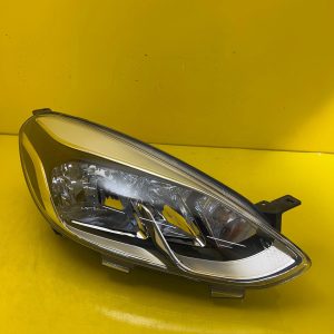 Reflektor Lampa Prawa Przód Ford Fiesta MK8 Zwykła H7