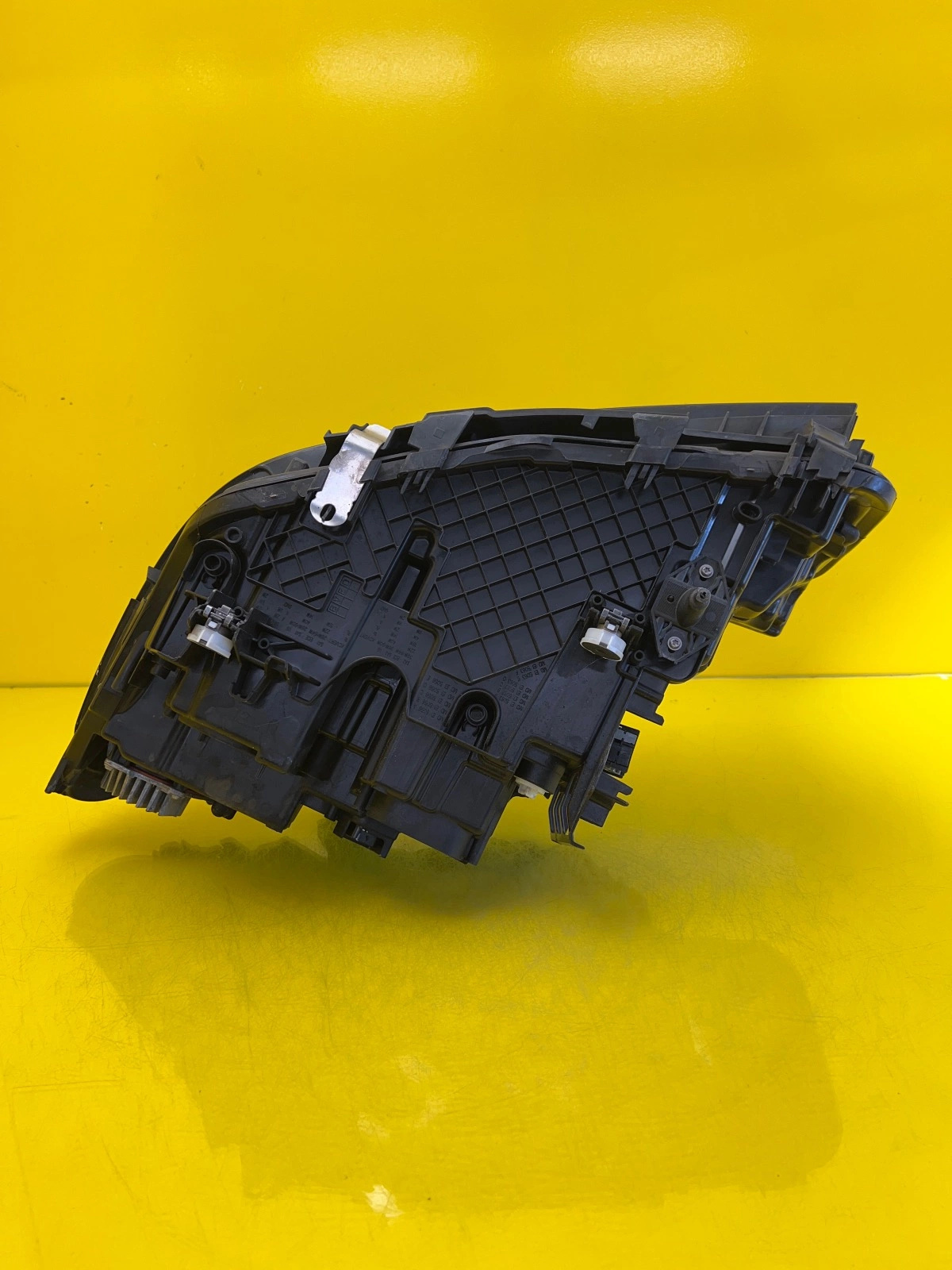 Reflektor Lampa Prawa BMW 5 G30 G31 LED 5A388C8-03 Autolamps 6 Reflektor Lampa Prawa BMW 5 G30 G31 LED 5A388C8-03