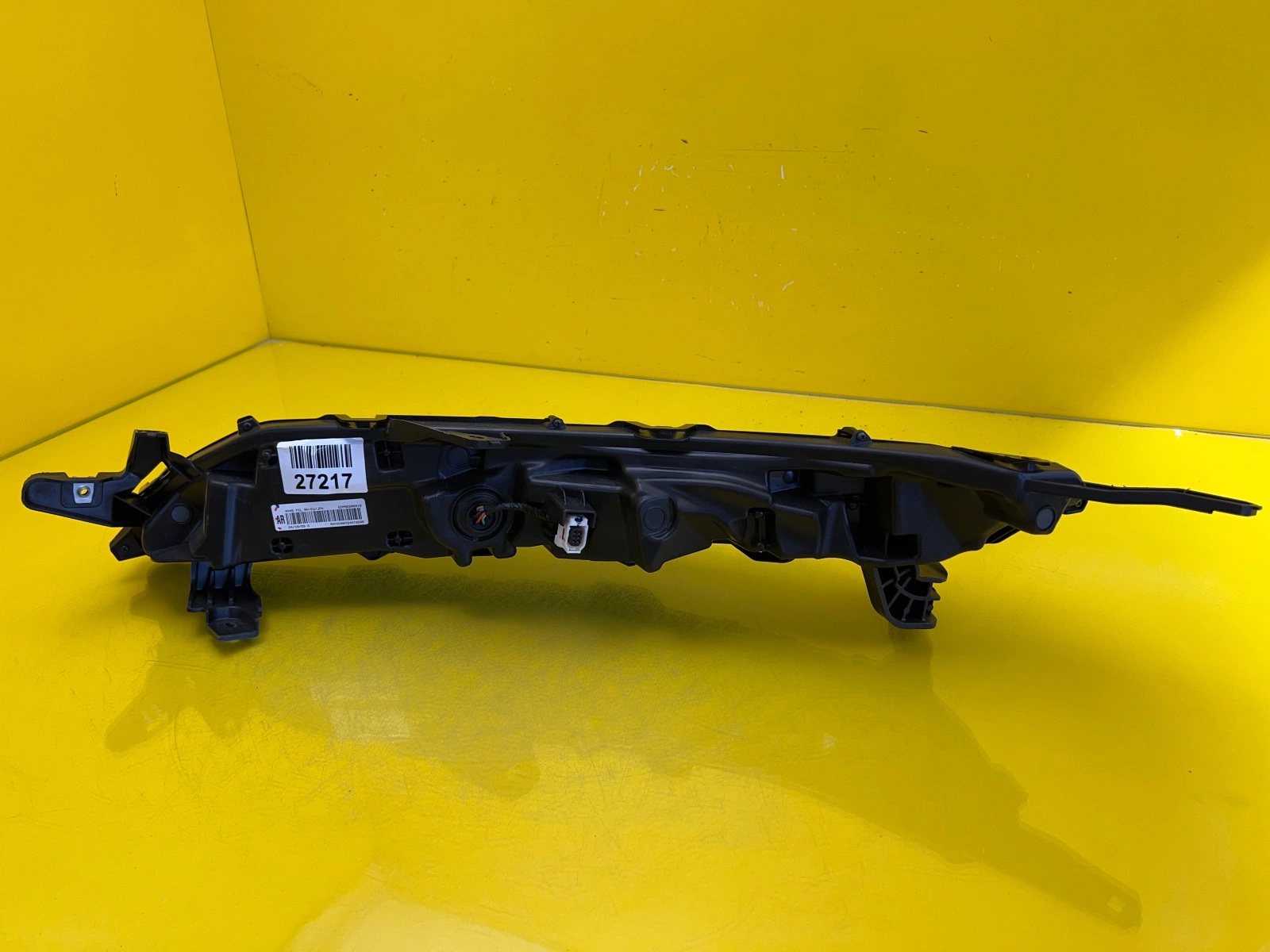 Reflektor Lampa Prawa Led Mitsubishi Eclipse Cross Lift 21r – 92206010 Autolamps 2 Reflektor Lampa Prawa Led Mitsubishi Eclipse Cross Lift 21r – 92206010