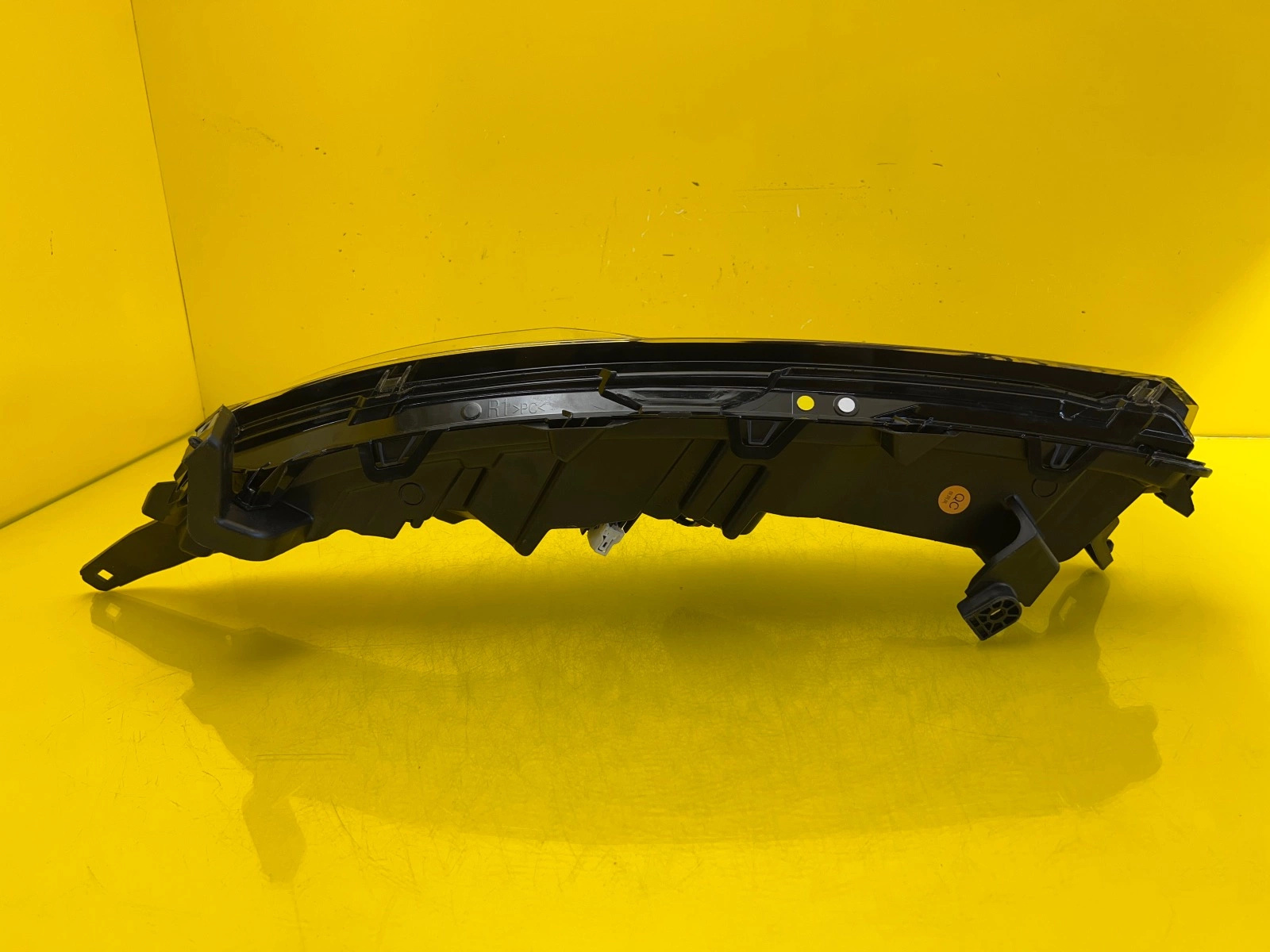 Reflektor Lampa Prawa Led Mitsubishi Eclipse Cross Lift 21r – 92206010 Autolamps 4 Reflektor Lampa Prawa Led Mitsubishi Eclipse Cross Lift 21r – 92206010