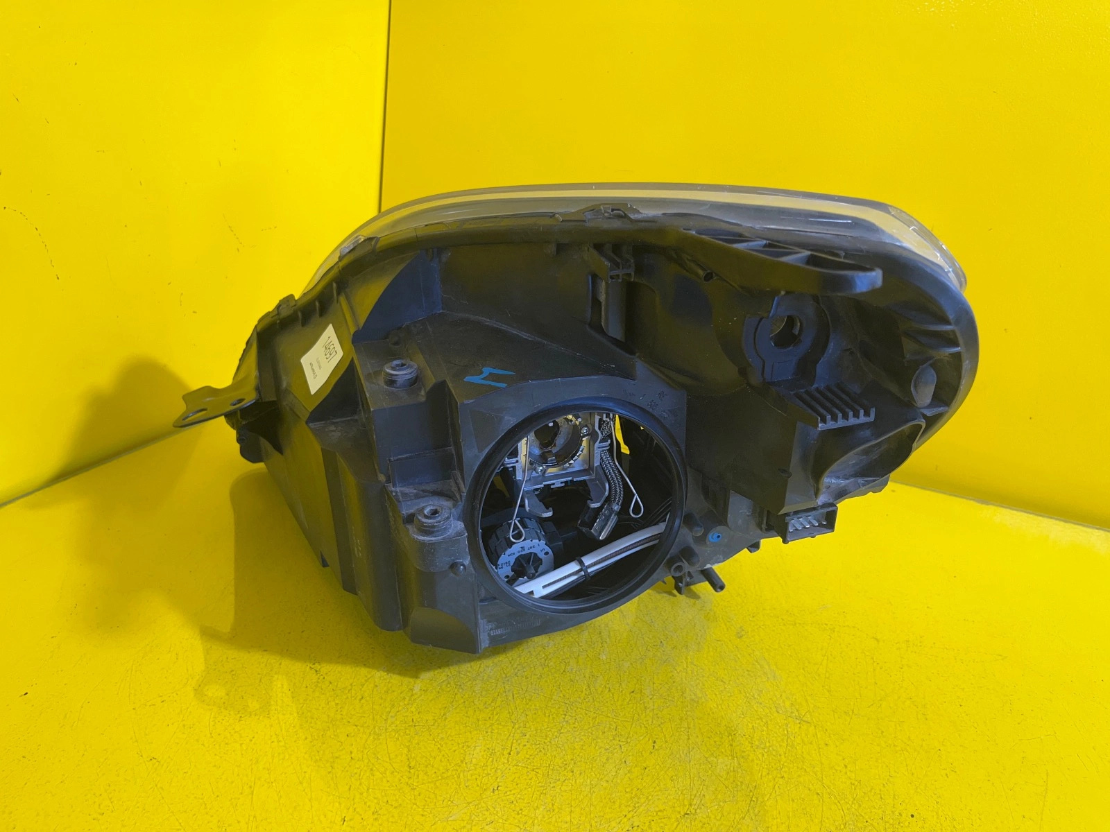 Reflektor Lampa Prawa Opel Zafira B 2 II BI XENON 13252471 Autolamps 2 Reflektor Lampa Prawa Opel Zafira B 2 II BI XENON 13252471