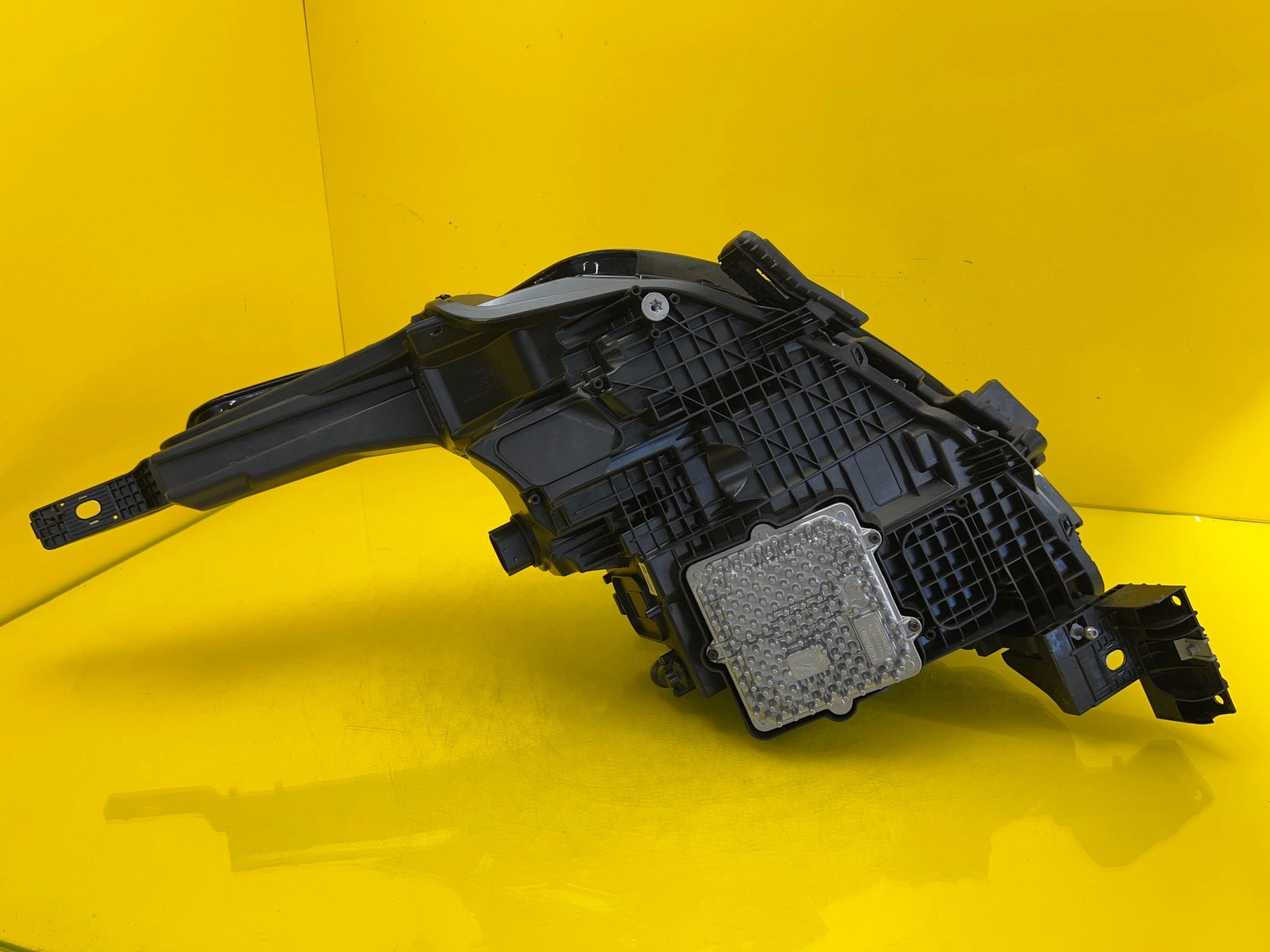 Reflektor Lampa Prawa Range Rover L460 Full Led M8E2-13W029-CC Autolamps 4 Reflektor Lampa Prawa Range Rover L460 Full Led M8E2-13W029-CC