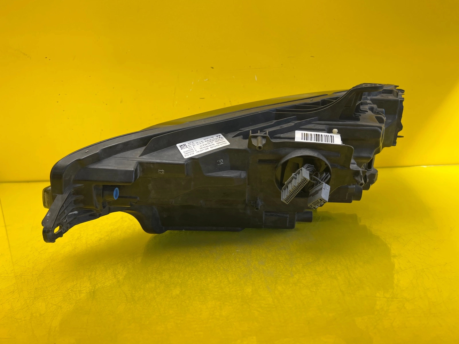 Reflektor Lampa Prawa Volvo S60 V60 Mid Led 32404682 Autolamps 4 Reflektor Lampa Prawa Volvo S60 V60 Mid Led 32404682