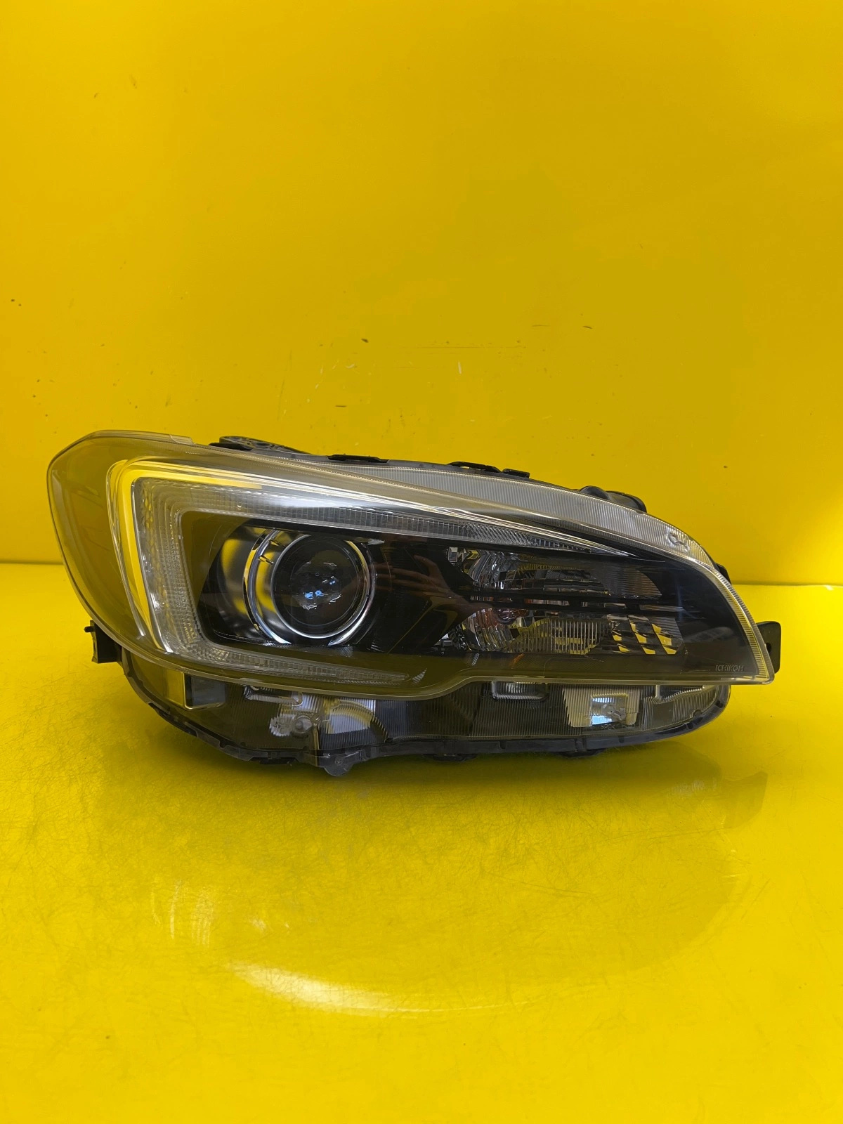Reflektor Lampa Prawa Przednia Subaru Impreza Levorg WRX STI Full Led Autolamps Reflektor Lampa Prawa Przednia Subaru Impreza Levorg WRX STI Full Led