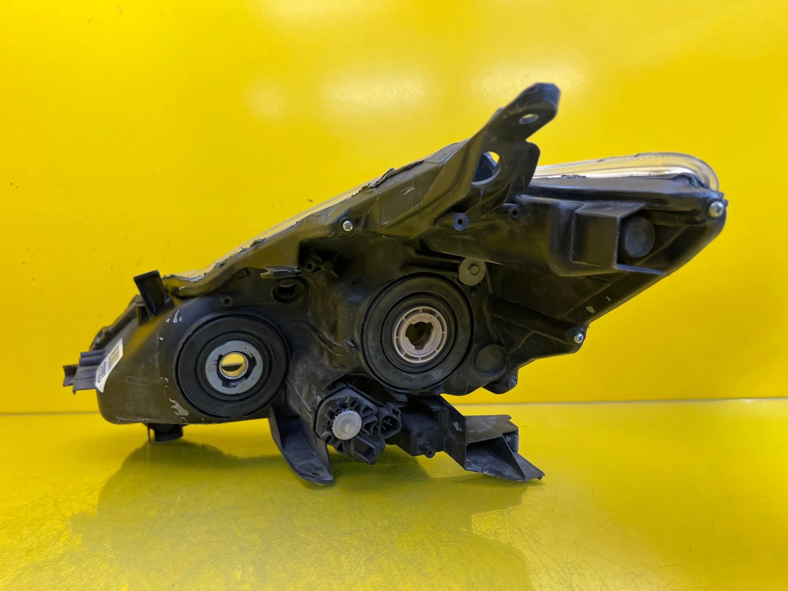 Reflektor Lampa Prawa Toyota Prius Plus + 12-15 Autolamps 3 Reflektor Lampa Prawa Toyota Prius Plus + 12-15