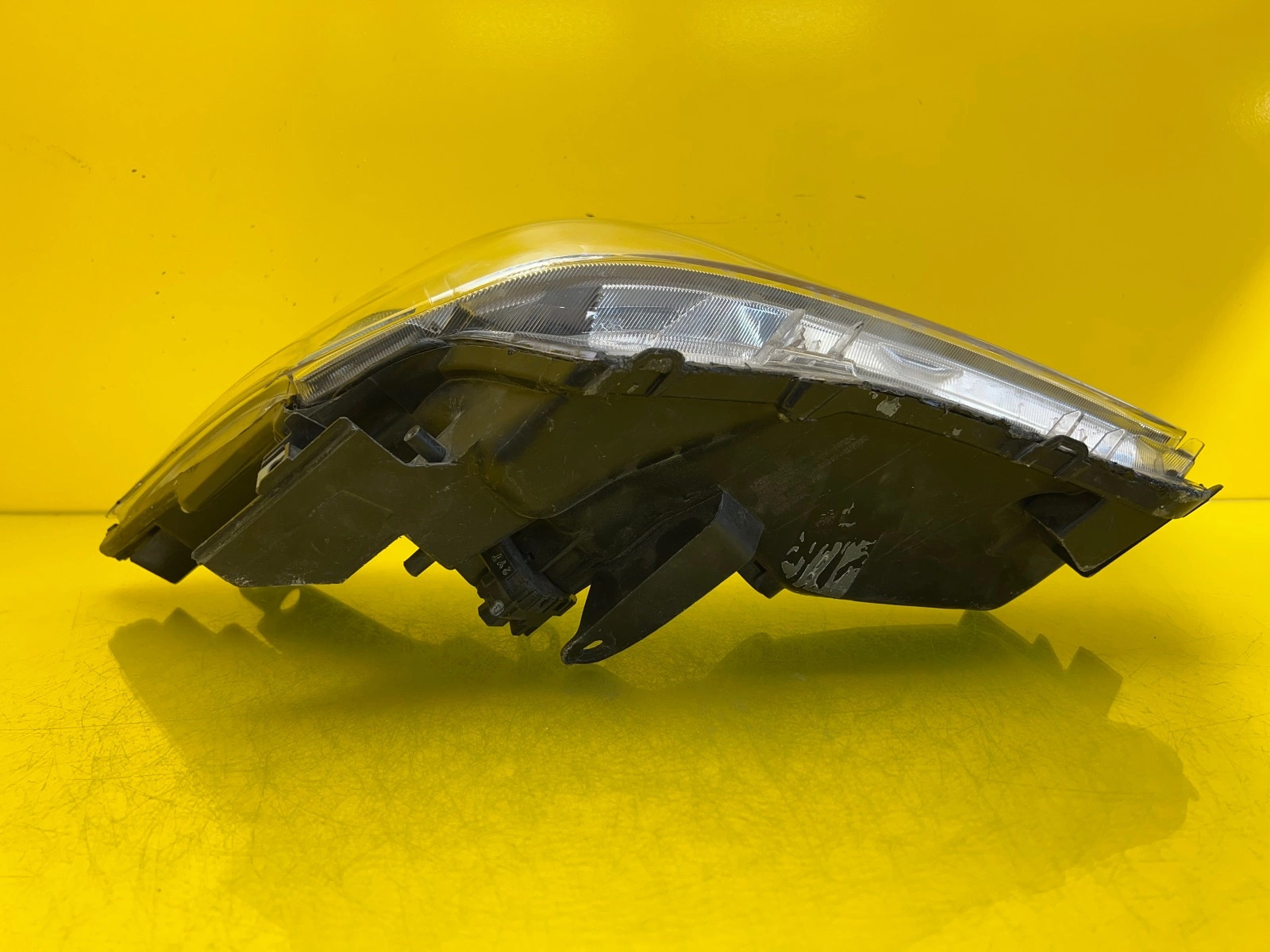 Reflektor Lampa Prawa Toyota Prius Plus + 12-15 Autolamps 6 Reflektor Lampa Prawa Toyota Prius Plus + 12-15