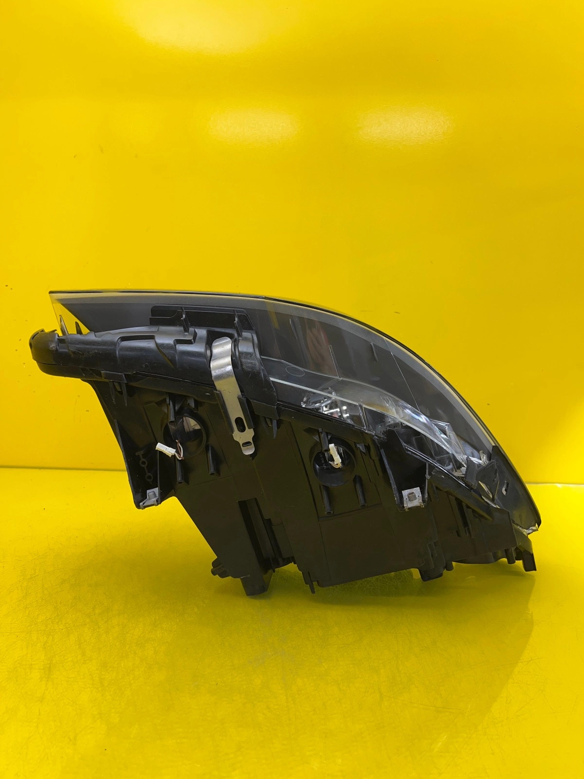 Reflektor Lampa Lewa BMW 5 F10 F11 Xenon 7203245-15 Nieskrętna Autolamps 5 Reflektor Lampa Lewa BMW 5 F10 F11 Xenon 7203245-15 Nieskrętna