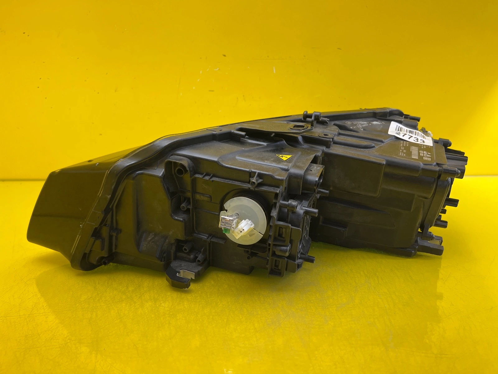 Reflektor Lampa Prawa Przednia Audi A8 D4 4H Lift Xenon 4H0941044 Autolamps 3 Reflektor Lampa Prawa Przednia Audi A8 D4 4H Lift Xenon 4H0941044