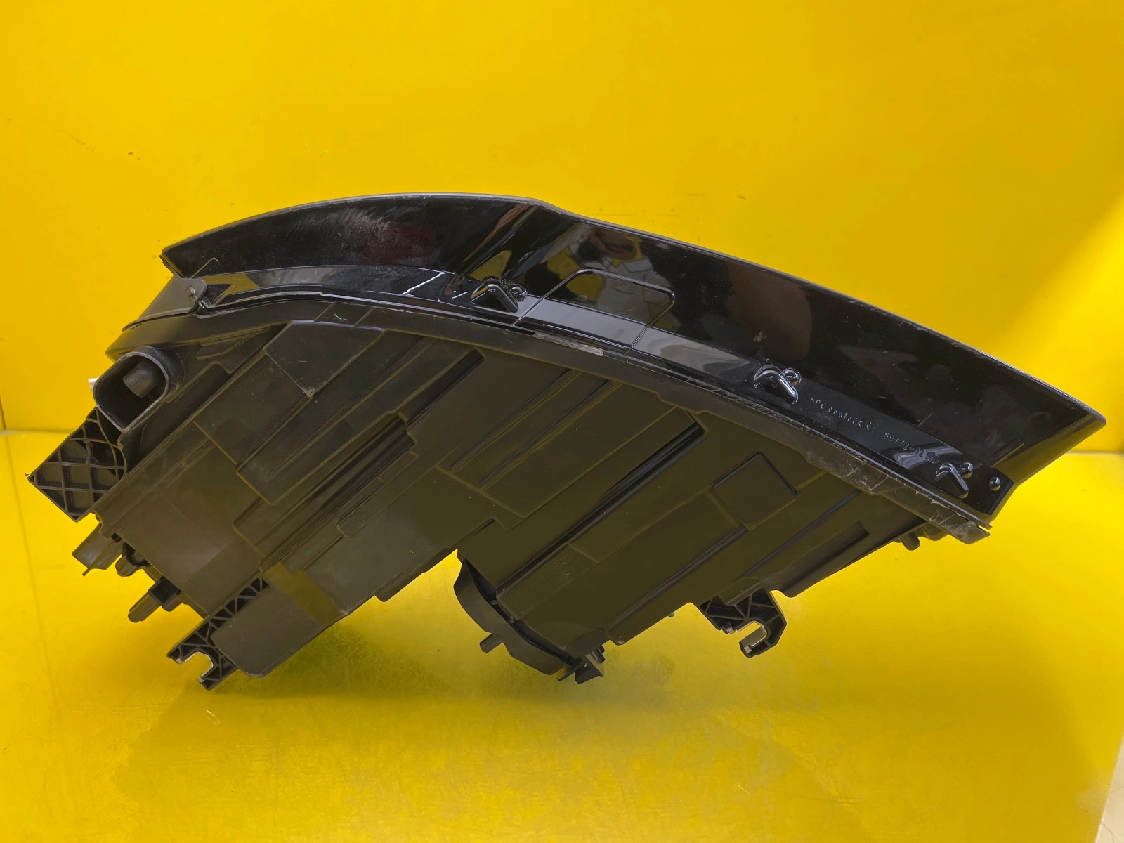 Reflektor Lampa Prawa Przednia Audi A8 D4 4H Lift Xenon 4H0941044 Autolamps 6 Reflektor Lampa Prawa Przednia Audi A8 D4 4H Lift Xenon 4H0941044