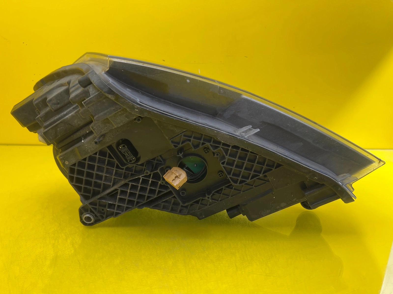 Reflektor Lampa Prawa Skoda Superb III Bi Xenon Led 3V1941016B Autolamps 5 Reflektor Lampa Prawa Skoda Superb III Bi Xenon Led 3V1941016B