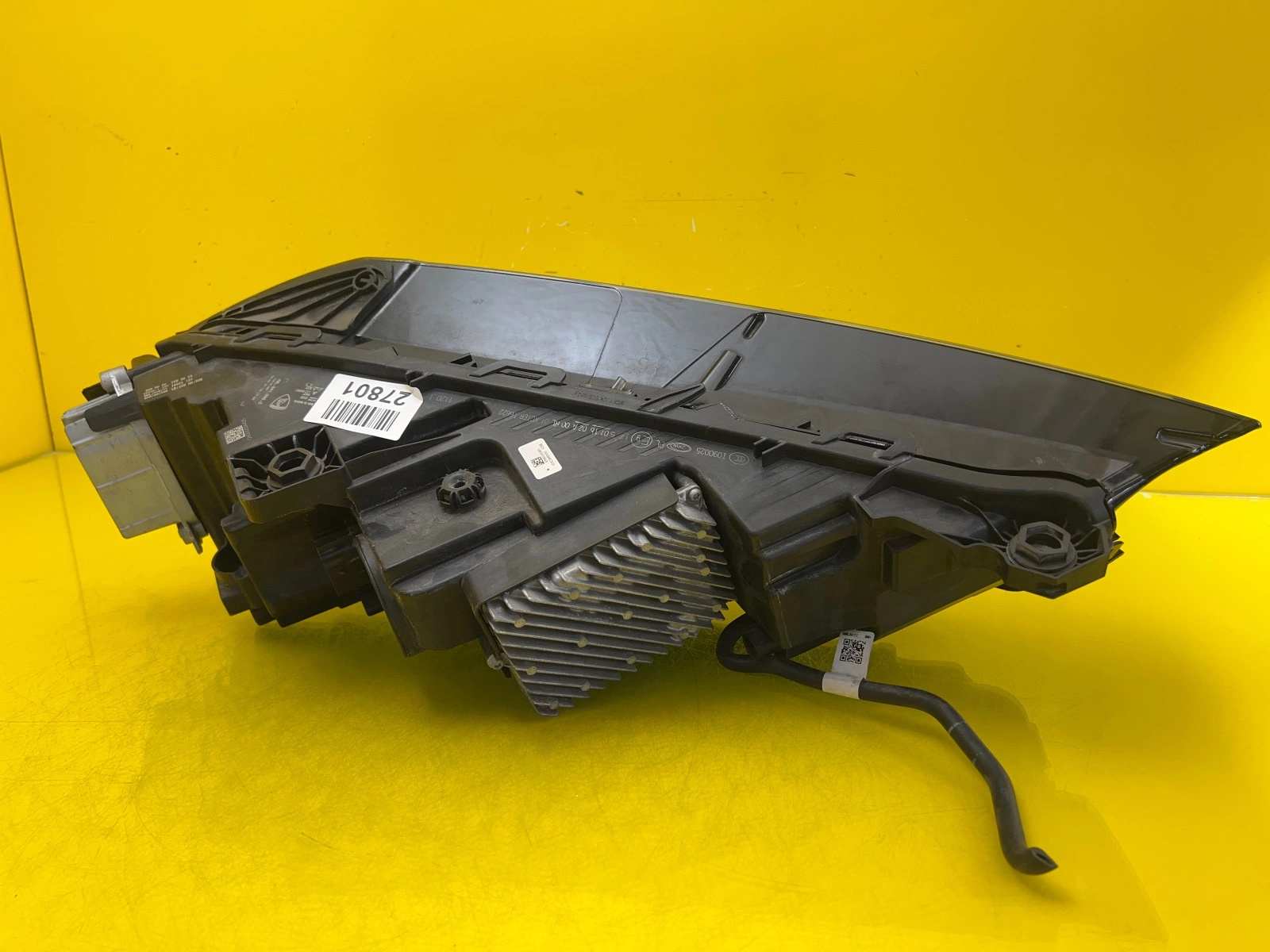 Reflektor Lampa Lewa Lamborghini Urus Full Led Matrix 4ML941035C Autolamps 3 Reflektor Lampa Lewa Lamborghini Urus Full Led Matrix 4ML941035C