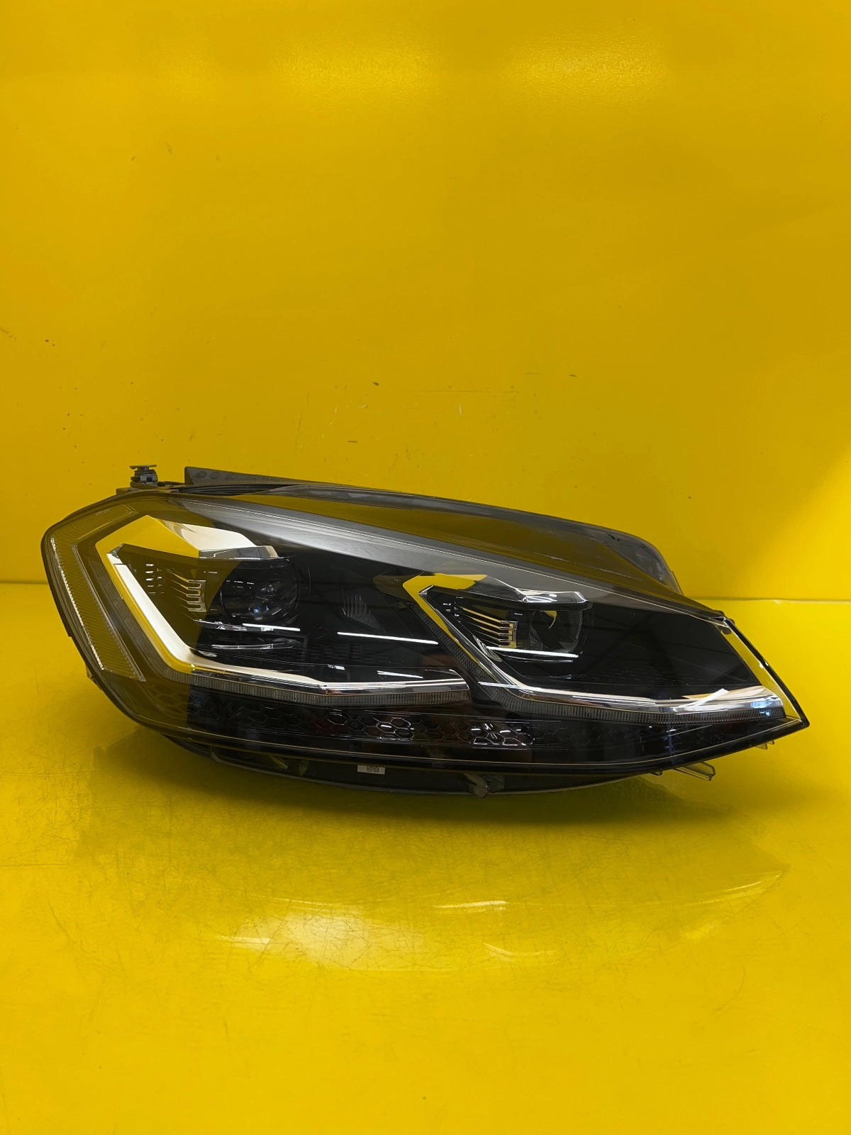 Reflektor Lampa Prawa VW Golf VII Lift Full Led 5G1941036 Autolamps Reflektor Lampa Prawa VW Golf VII Lift Full Led 5G1941036