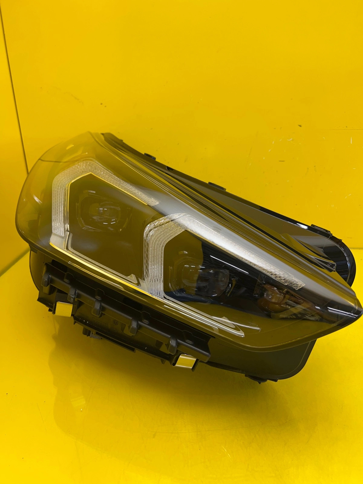 Reflektor Lampa Prawa BMW X1 U11 22- Full Led 5A9A232-01 Autolamps Reflektor Lampa Prawa BMW X1 U11 22- Full Led 5A9A232-01