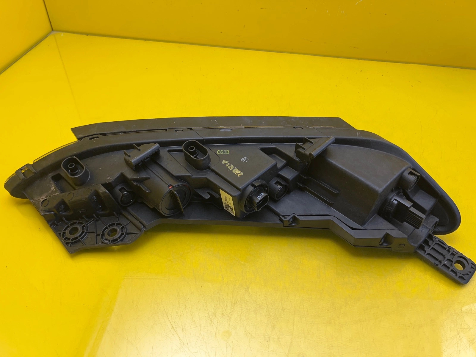 Reflektor Lampa Lewa Przednia Hyundai Kona 17-20 Górna Led Autolamps 5 Reflektor Lampa Lewa Przednia Hyundai Kona 17-20 Górna Led