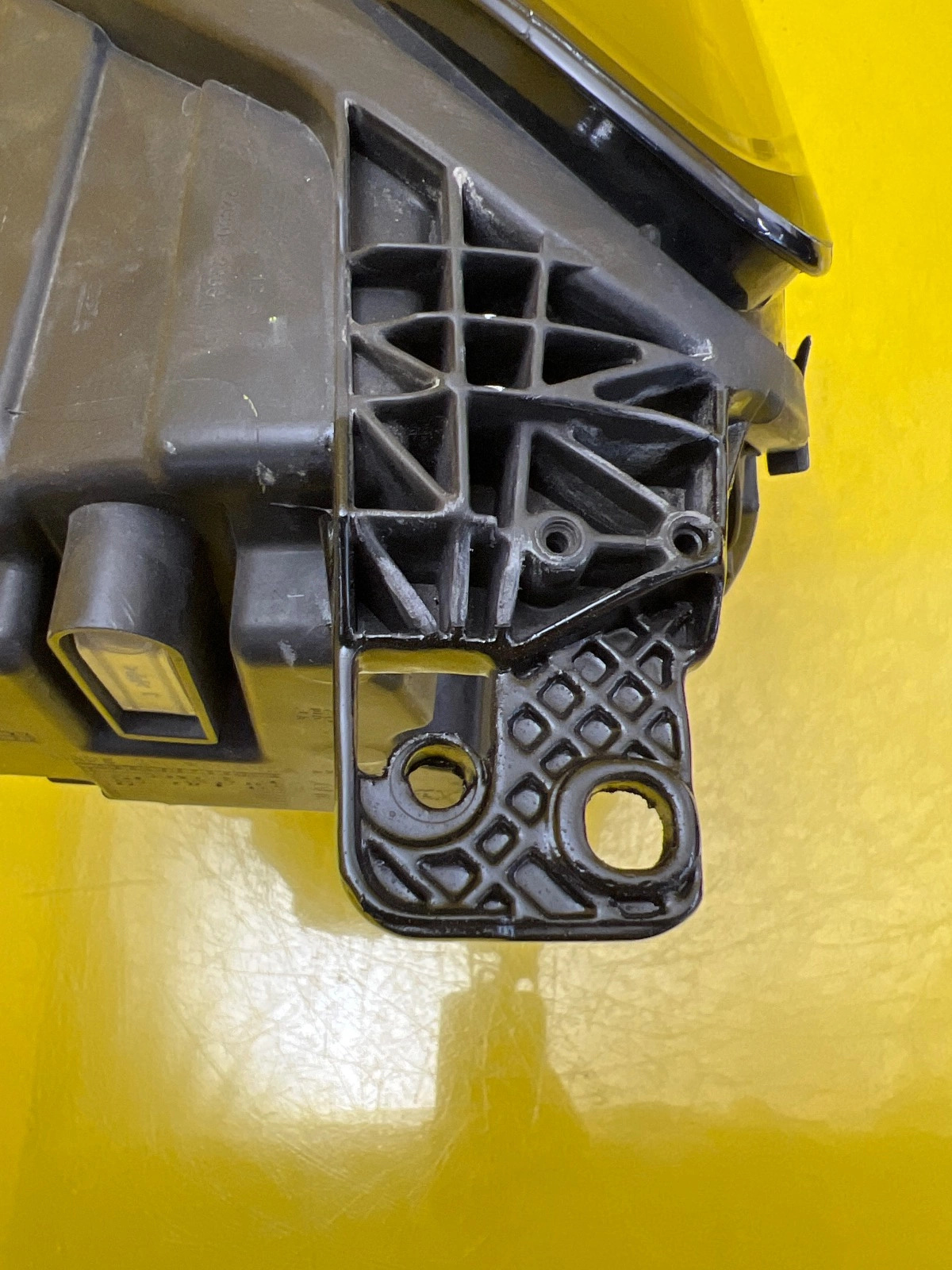 Reflektor Lampa Prawa Przód Ford Puma II MK2 Full Led L1TB-13E014-LB Autolamps 4 Reflektor Lampa Prawa Przód Ford Puma II MK2 Full Led L1TB-13E014-LB