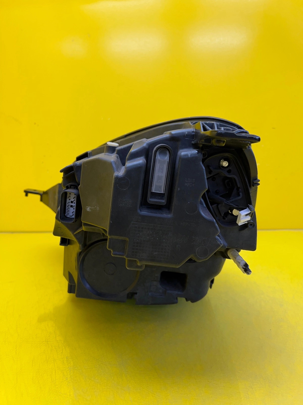 Reflektor Lampa Prawa Przód Ford Puma II MK2 Full Led L1TB-13E014-LB Autolamps 6 Reflektor Lampa Prawa Przód Ford Puma II MK2 Full Led L1TB-13E014-LB