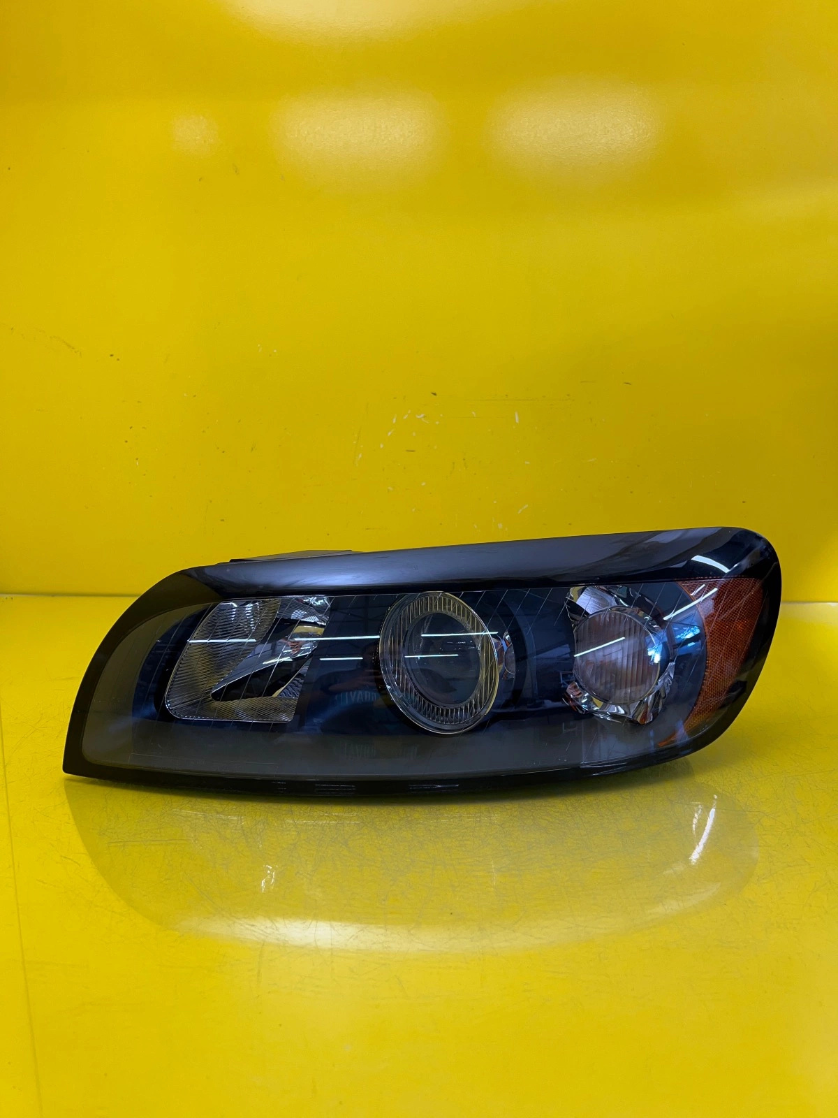 Reflektor Lampa Lewa Volvo C30 06-10 Zwykła 31335201 Autolamps Reflektor Lampa Lewa Volvo C30 06-10 Zwykła 31335201