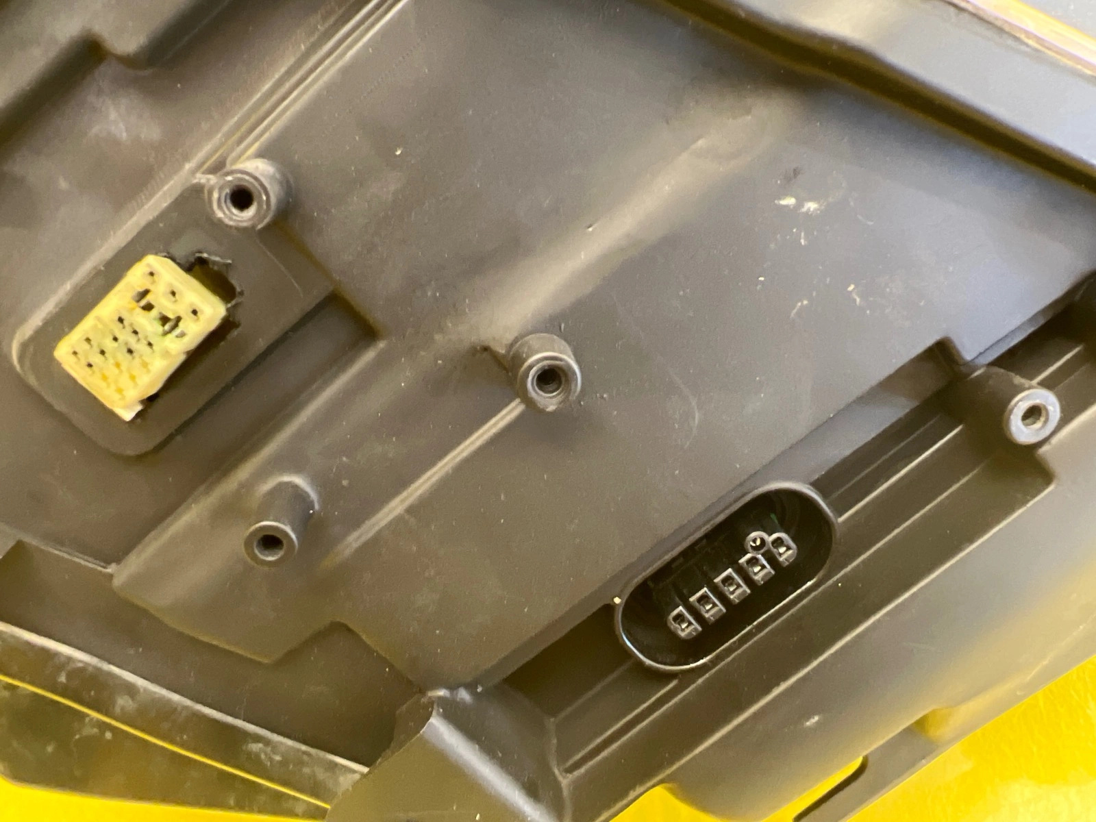 Reflektor Lampa Prawa BMW 5 E60 E61 03-06 Xenon skrętna D2S Autolamps 6 Reflektor Lampa Prawa BMW 5 E60 E61 03-06 Xenon skrętna D2S