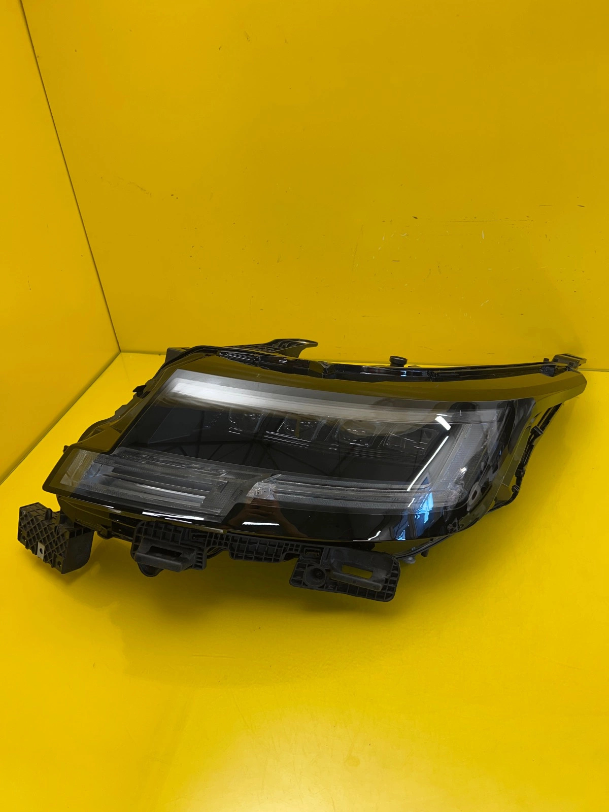 Reflektor Lampa Lewa Range Rover Vogue L460 Full Led M8E2-13W030-DC Autolamps Reflektor Lampa Lewa Range Rover Vogue L460 Full Led M8E2-13W030-DC