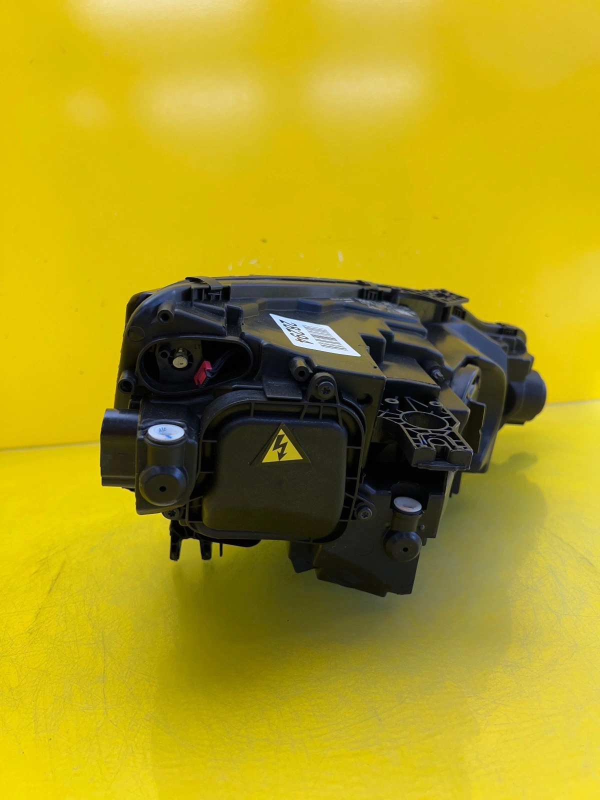 Reflektor Lampa Lewa Audi A5 8W6 Bi-Xenon 16-20 8W6941005C Autolamps 5 Reflektor Lampa Lewa Audi A5 8W6 Bi-Xenon 16-20 8W6941005C