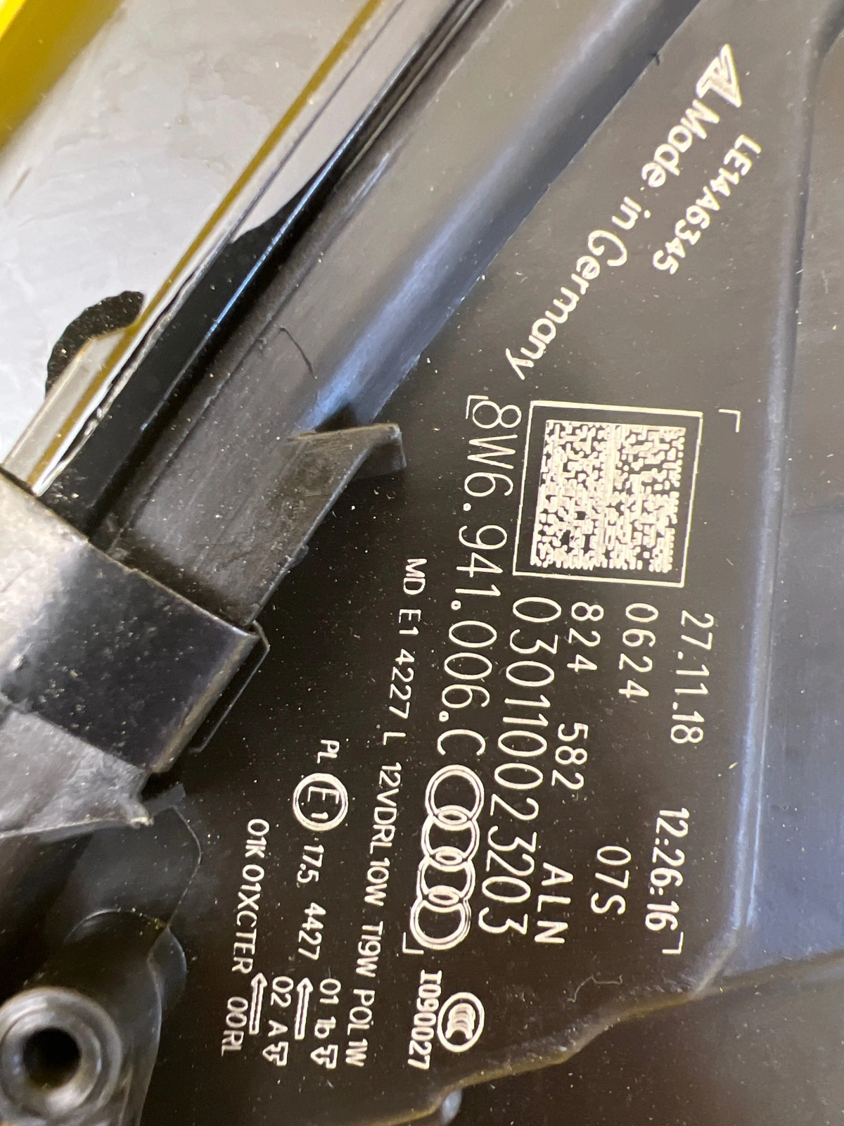 Reflektor Lampa Prawa Audi A5 8W6 Bi-Xenon 16-20 8W6941006C Autolamps 2 Reflektor Lampa Prawa Audi A5 8W6 Bi-Xenon 16-20 8W6941006C