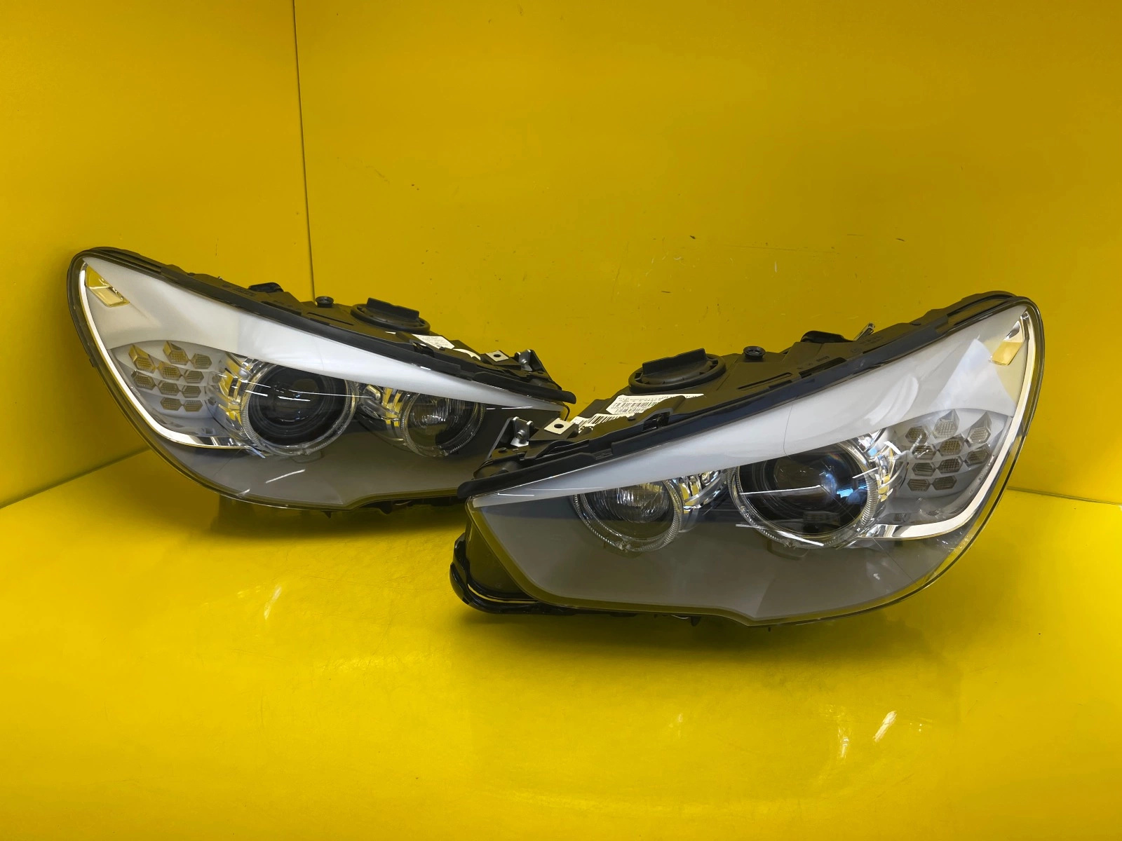 Reflektor Lampa Prawa Lewa BMW 5 GT F07 Xenon LCI 10-17 7199614-22 7271907-09 Skrętna Autolamps Reflektor Lampa Prawa Lewa BMW 5 GT F07 Xenon LCI 10-17 7199614-22 7271907-09 Skrętna