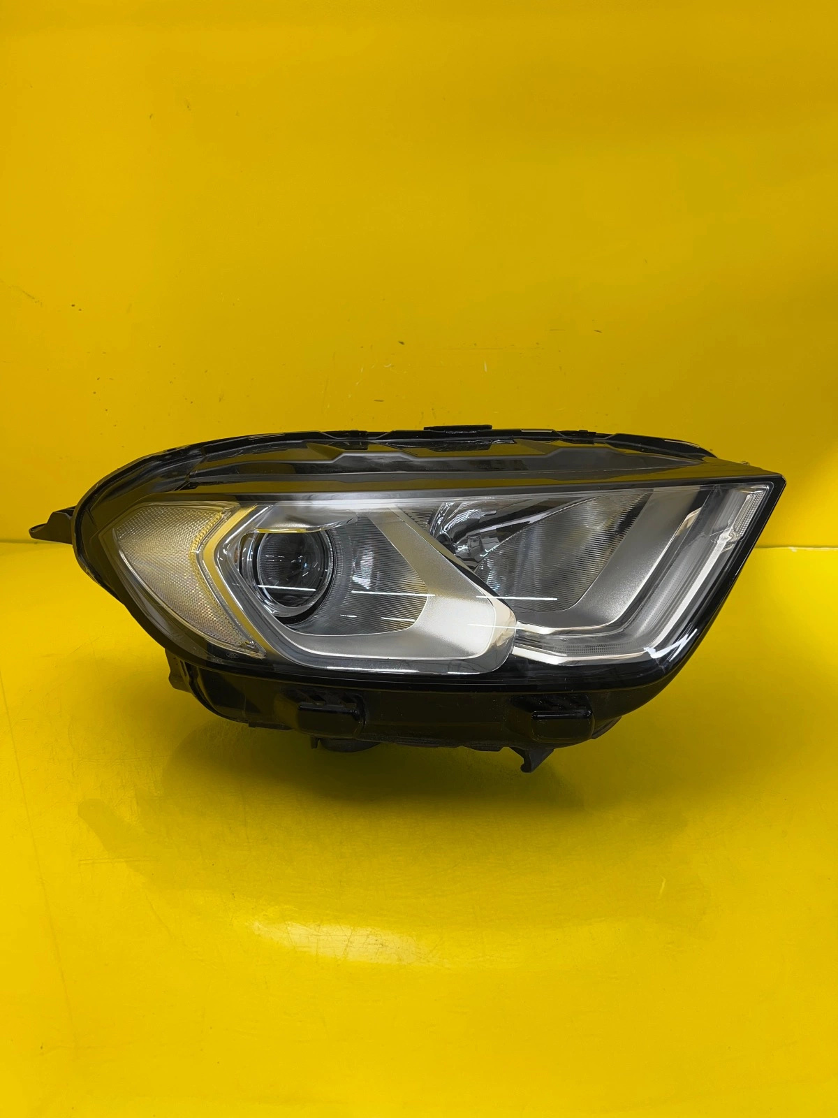 Reflektor Lampa Prawa Ford Ecosport II Lift GN15-13W029-JE Autolamps Reflektor Lampa Prawa Ford Ecosport II Lift GN15-13W029-JE