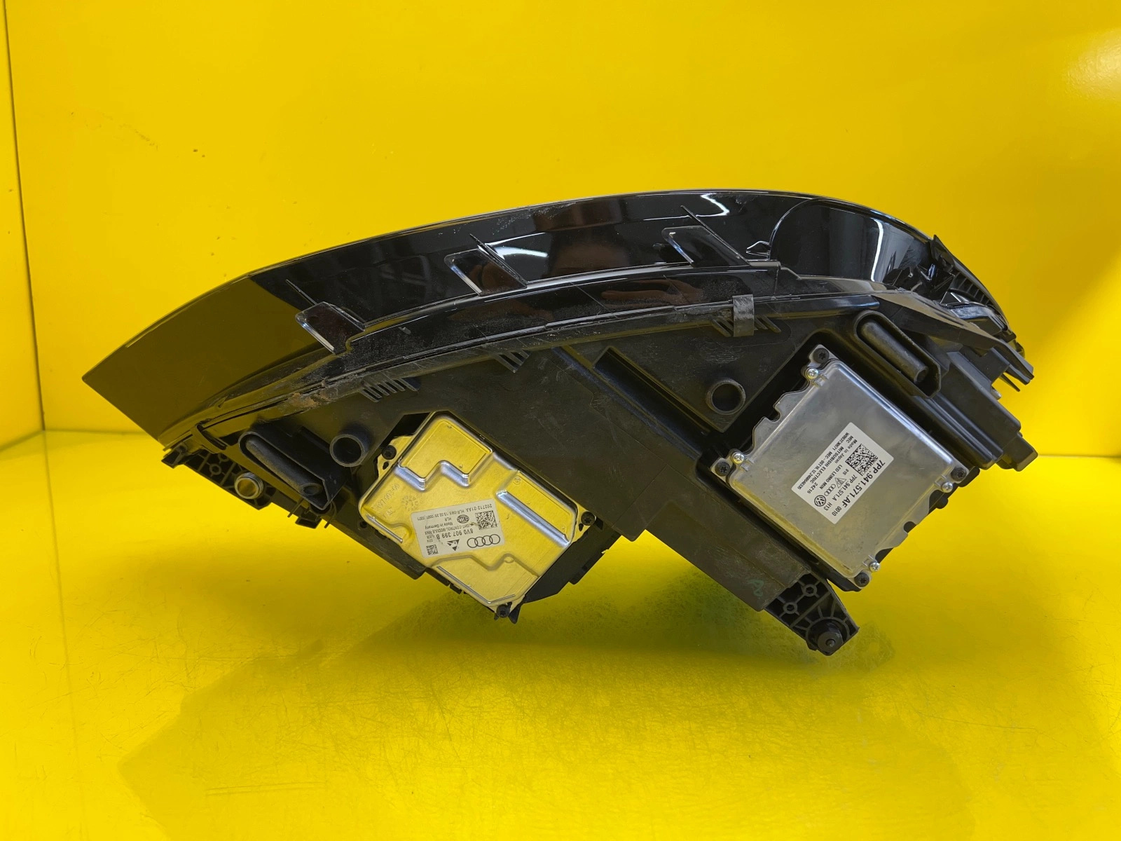 Reflektor Lampa Lewa Przednia VW Touran III Full Led 5TB941081D Autolamps 5 Reflektor Lampa Lewa Przednia VW Touran III Full Led 5TB941081D