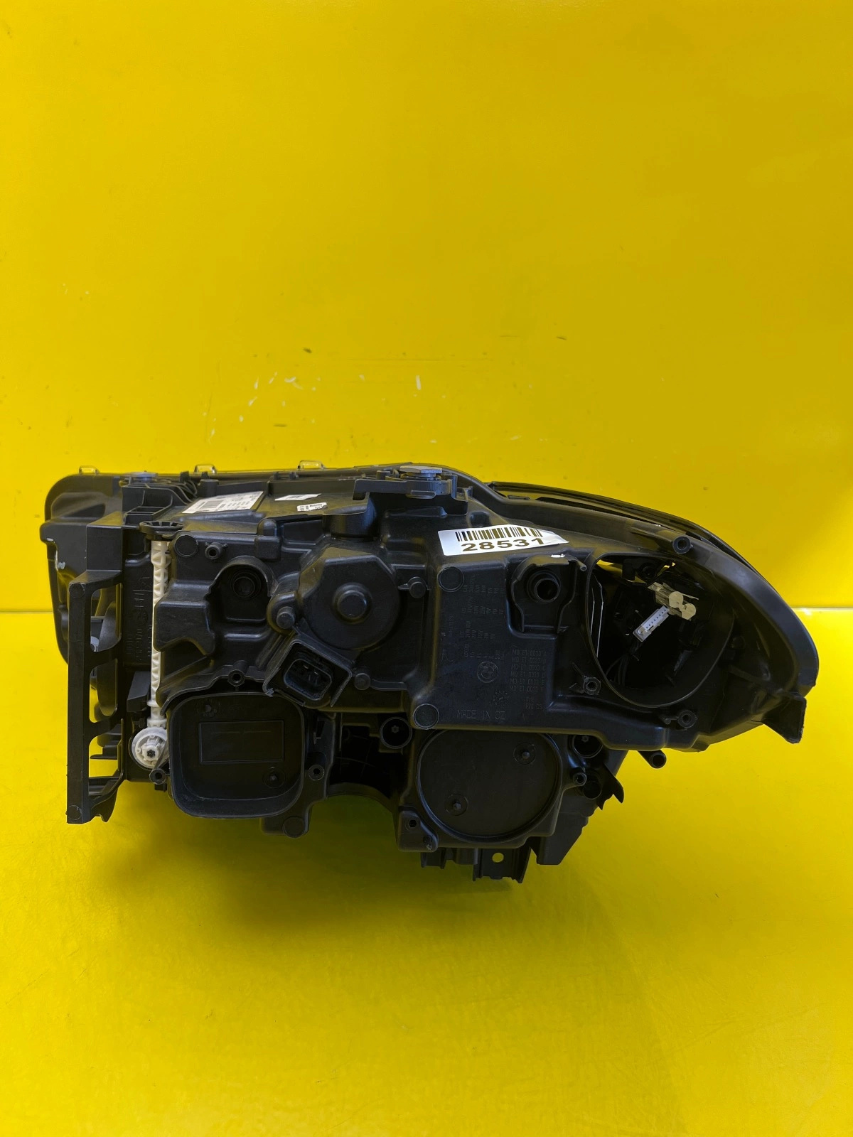 Reflektor BMW 5 G30 G31 LCI Lampa Prawa BMW Led Black Shadow 8082656-05 Autolamps 5 Reflektor BMW 5 G30 G31 LCI Lampa Prawa BMW Led Black Shadow 8082656-05