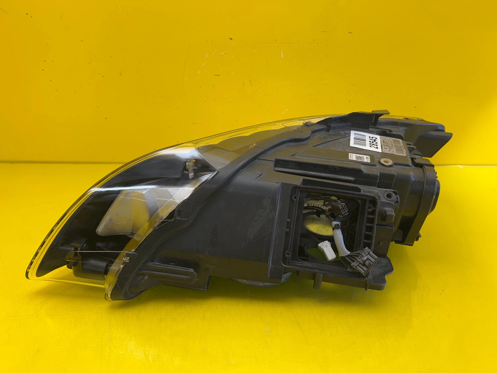 Reflektor Lampa Prawa Przód Audi Q7 4L 4L0941004AD Xenon Autolamps 4 Reflektor Lampa Prawa Przód Audi Q7 4L 4L0941004AD Xenon