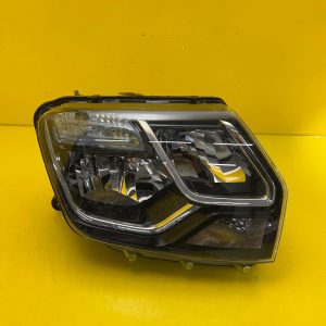 Reflektor Lampa Prawa Dacia Duster I HS Lift 13-17 260100156R Autolamps Reflektor Lampa Prawa Dacia Duster I HS Lift 13-17 260100156R