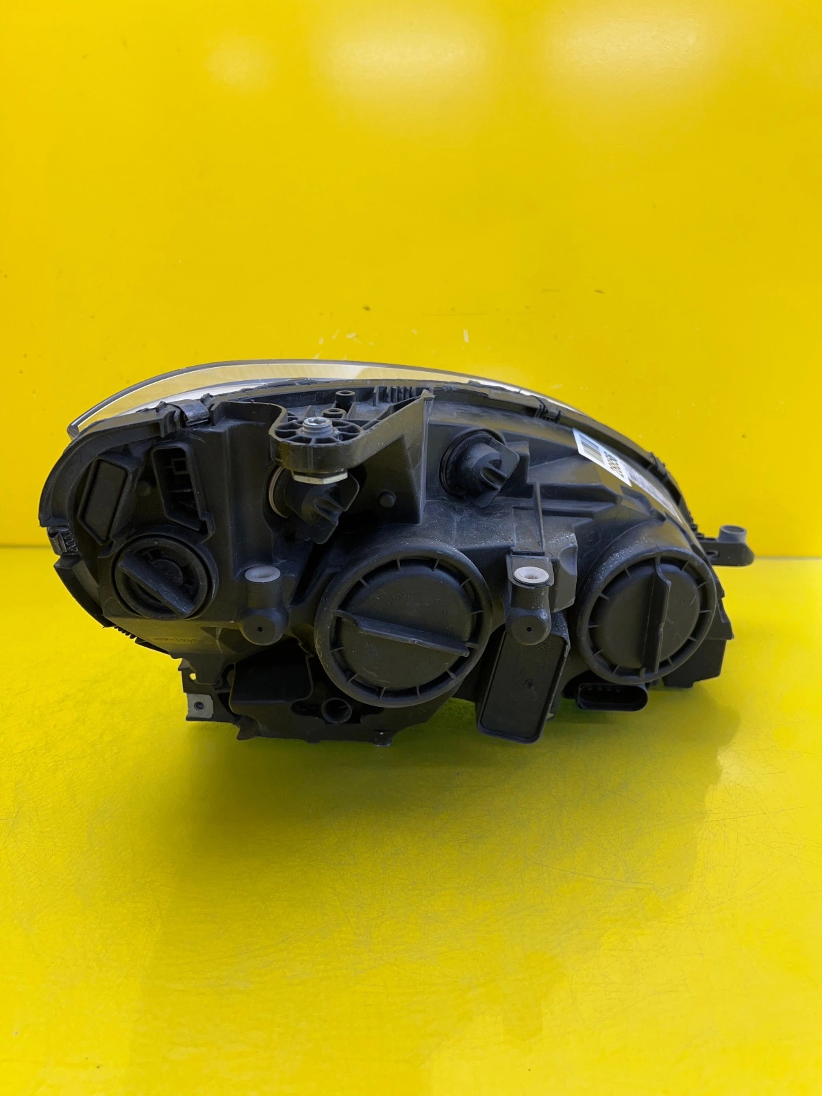 Reflektor Lampa Lewa Mercedes C-Klasa W204 A2048208361 Autolamps 4 Reflektor Lampa Lewa Mercedes C-Klasa W204 A2048208361