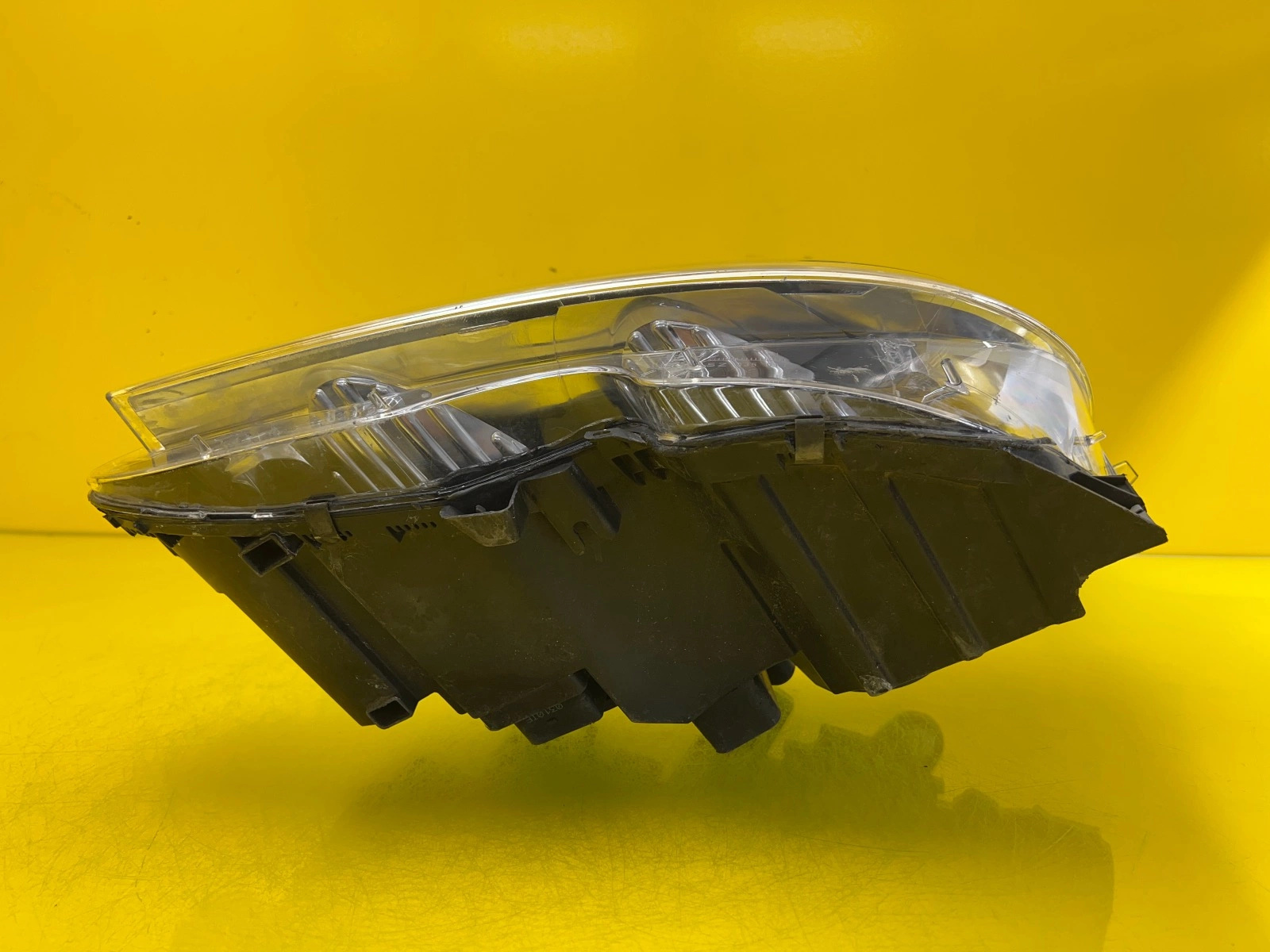 Reflektor Lampa Lewa Mercedes C-Klasa W204 A2048208361 Autolamps 5 Reflektor Lampa Lewa Mercedes C-Klasa W204 A2048208361