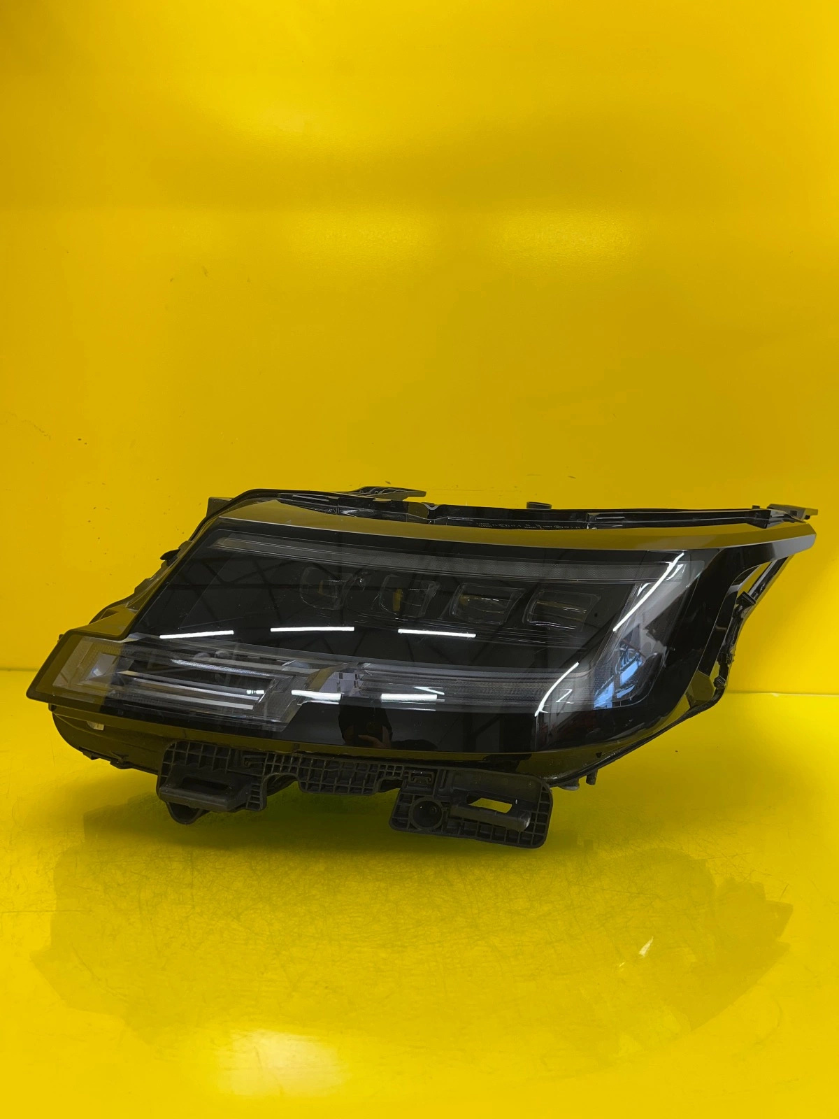 Reflektor Lampa Lewa Range Rover Vogue L460 Full Led M8E2-13W030-EM Autolamps Reflektor Lampa Lewa Range Rover Vogue L460 Full Led M8E2-13W030-EM