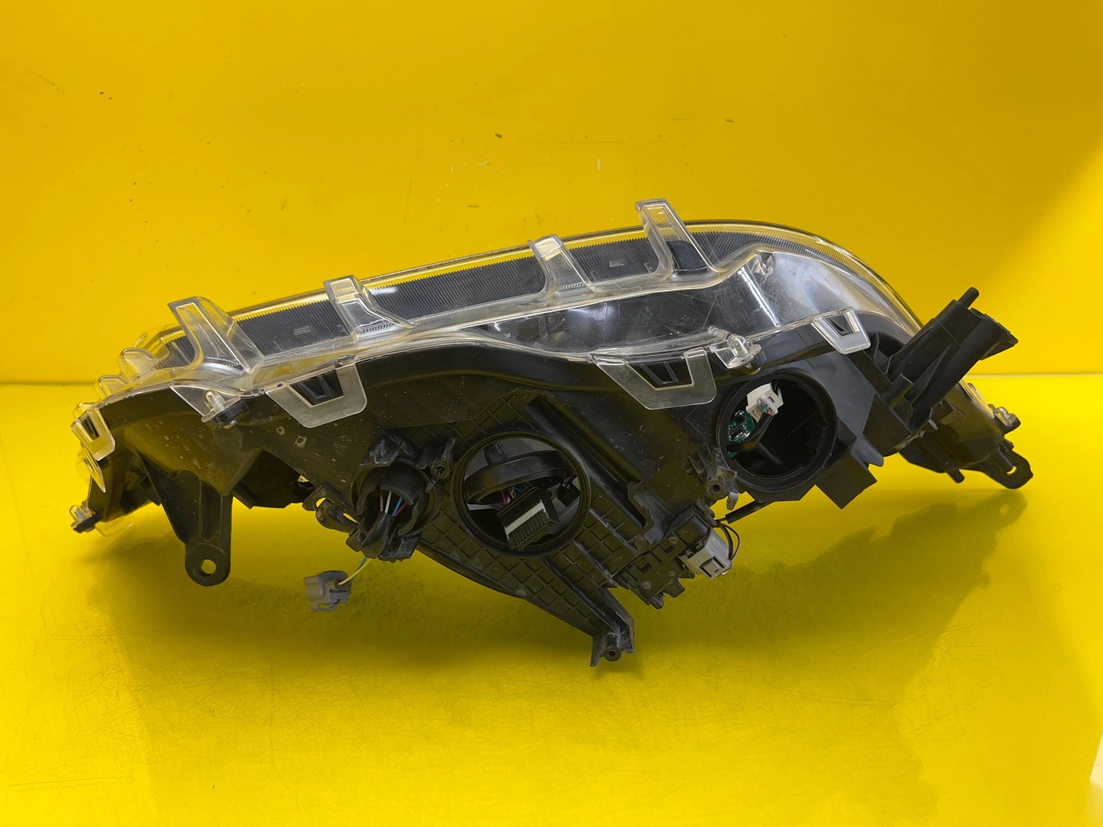 Reflektor Lampa Przód Lewa Toyota Rav4 V Full Led Autolamps 6 Reflektor Lampa Przód Lewa Toyota Rav4 V Full Led