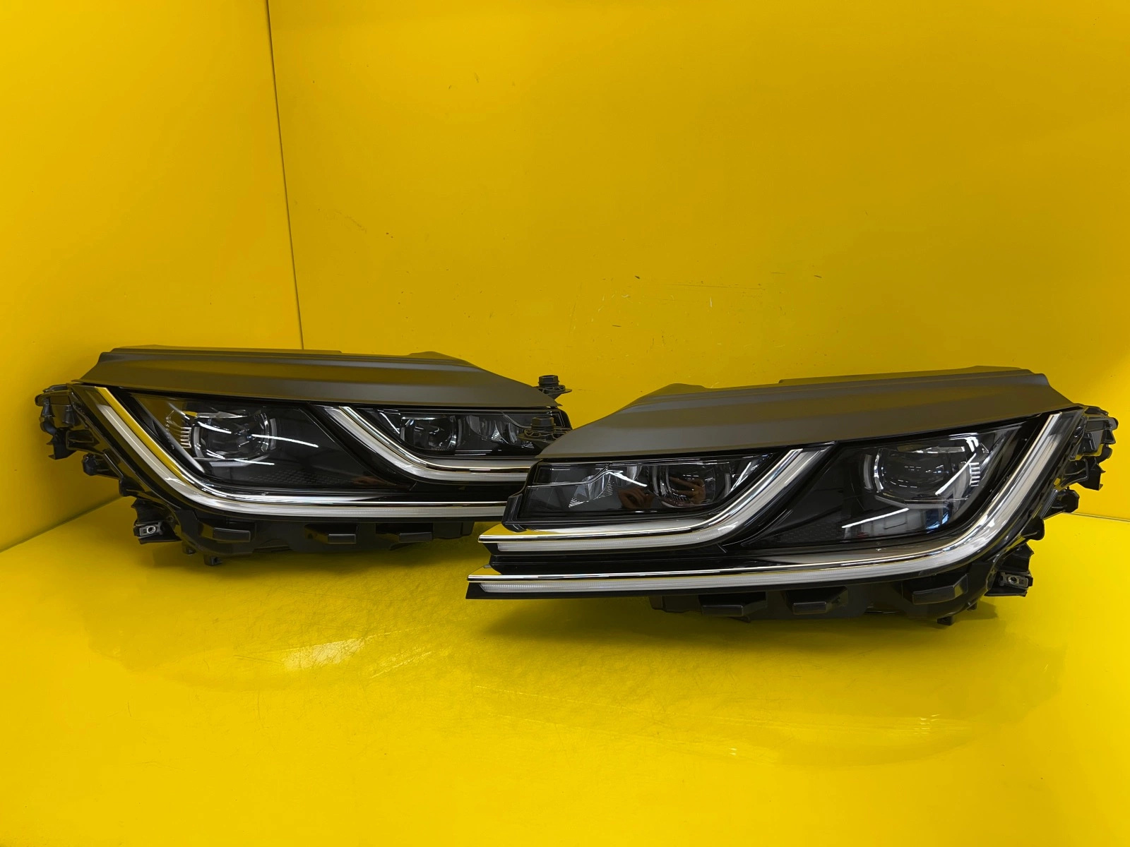 Reflektor Lampa Prawa Lewa VW Arteon 3G8 Full Led 3G8941081D 3G8941082D Autolamps Reflektor Lampa Prawa Lewa VW Arteon 3G8 Full Led 3G8941081D 3G8941082D