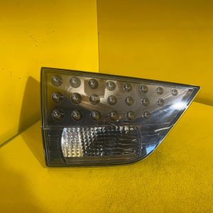 MITSUBISHI OUTLANDER II 06-10 LAMPA TYLNIA LEWA